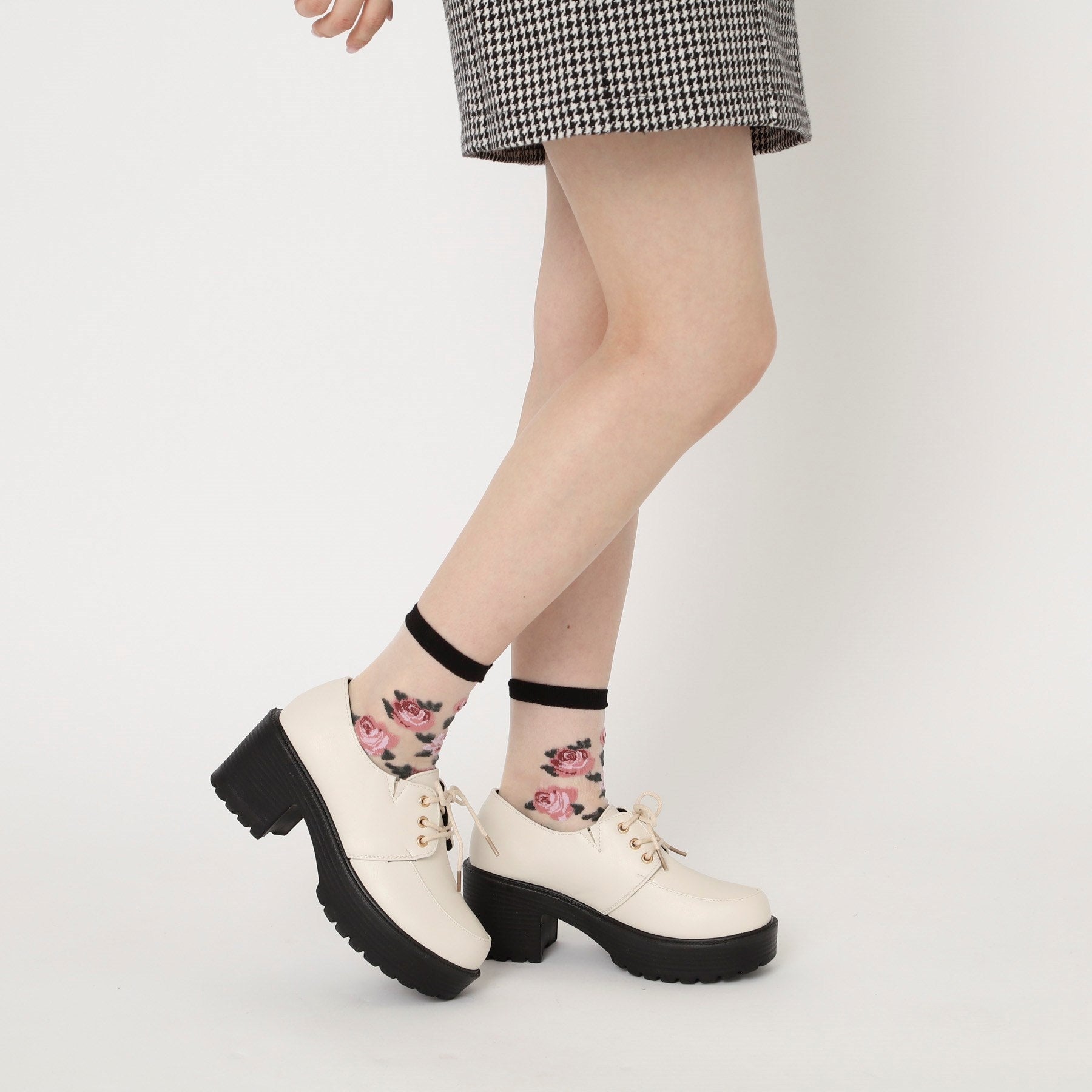 CS T&P Thick-soled Lace-up Pumps