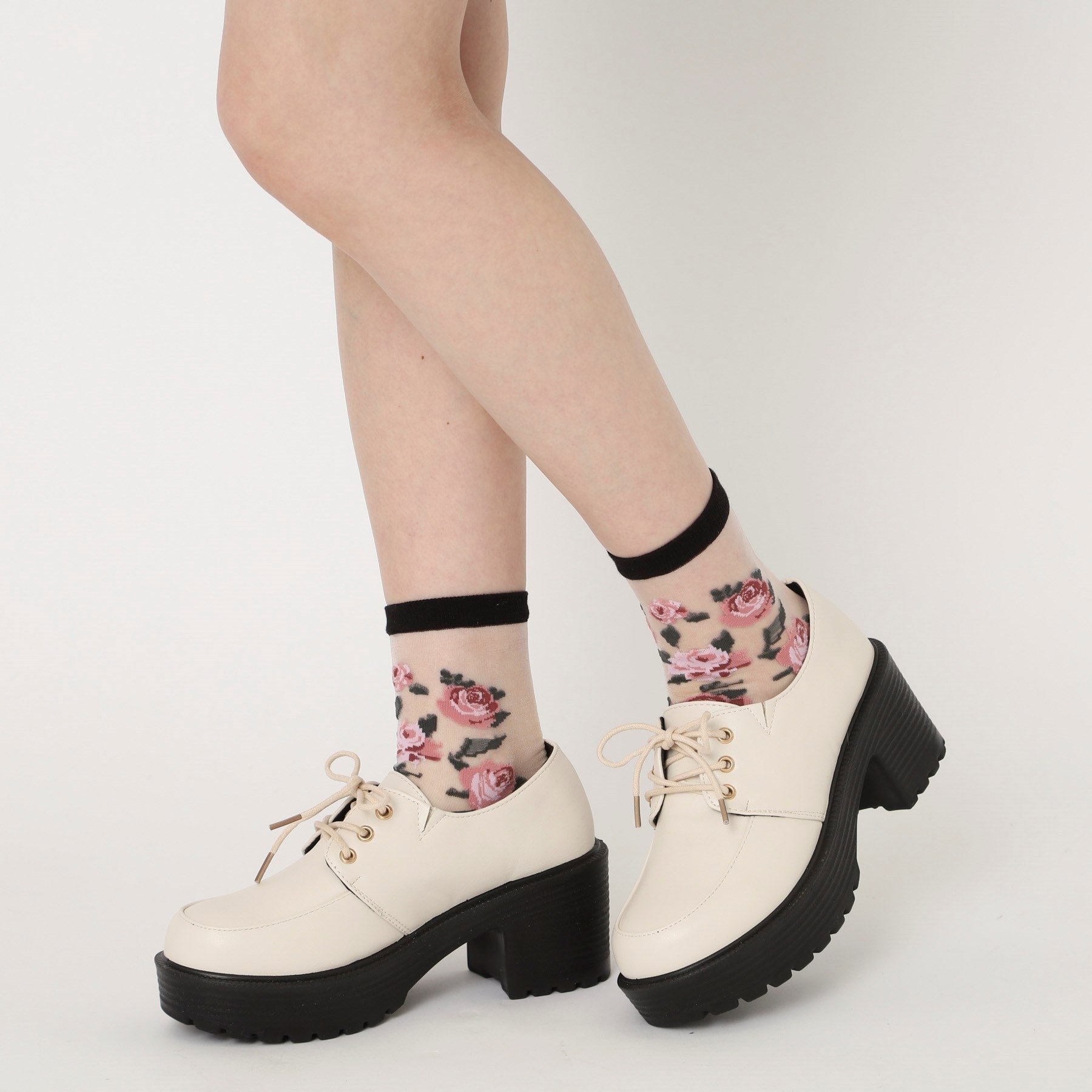 CS T&P Thick-soled Lace-up Pumps