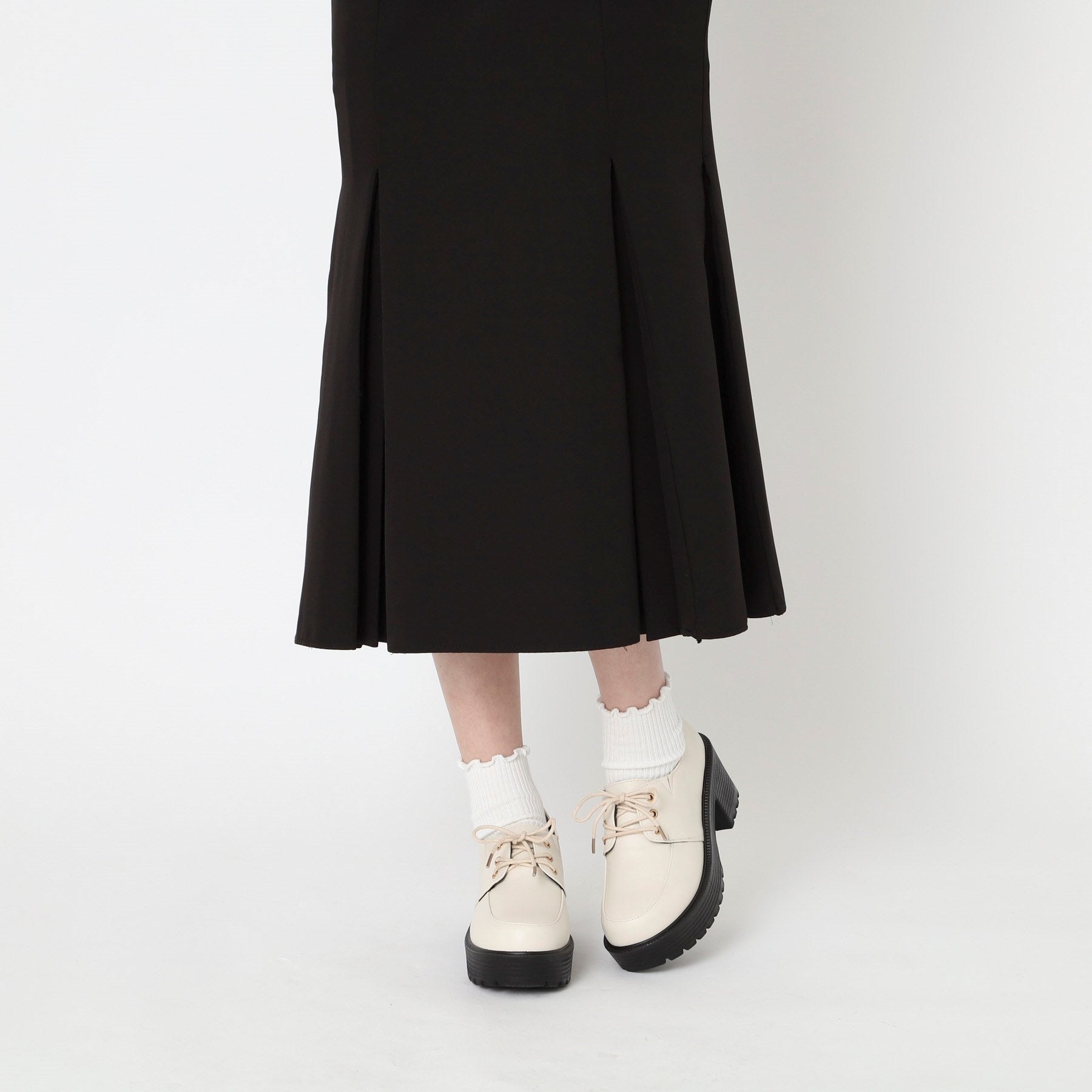 CS T&P Thick-soled Lace-up Pumps