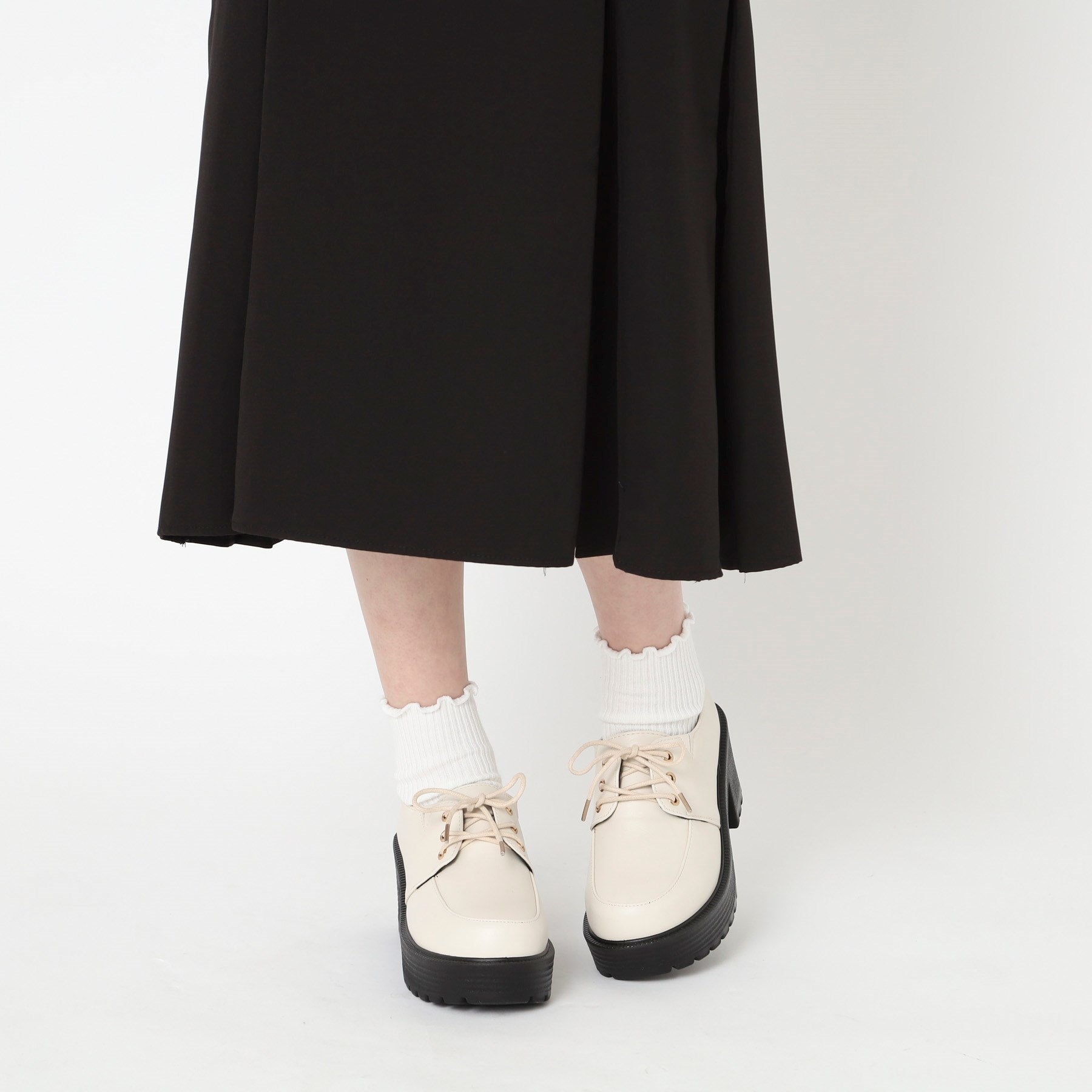 CS T&P Thick-soled Lace-up Pumps