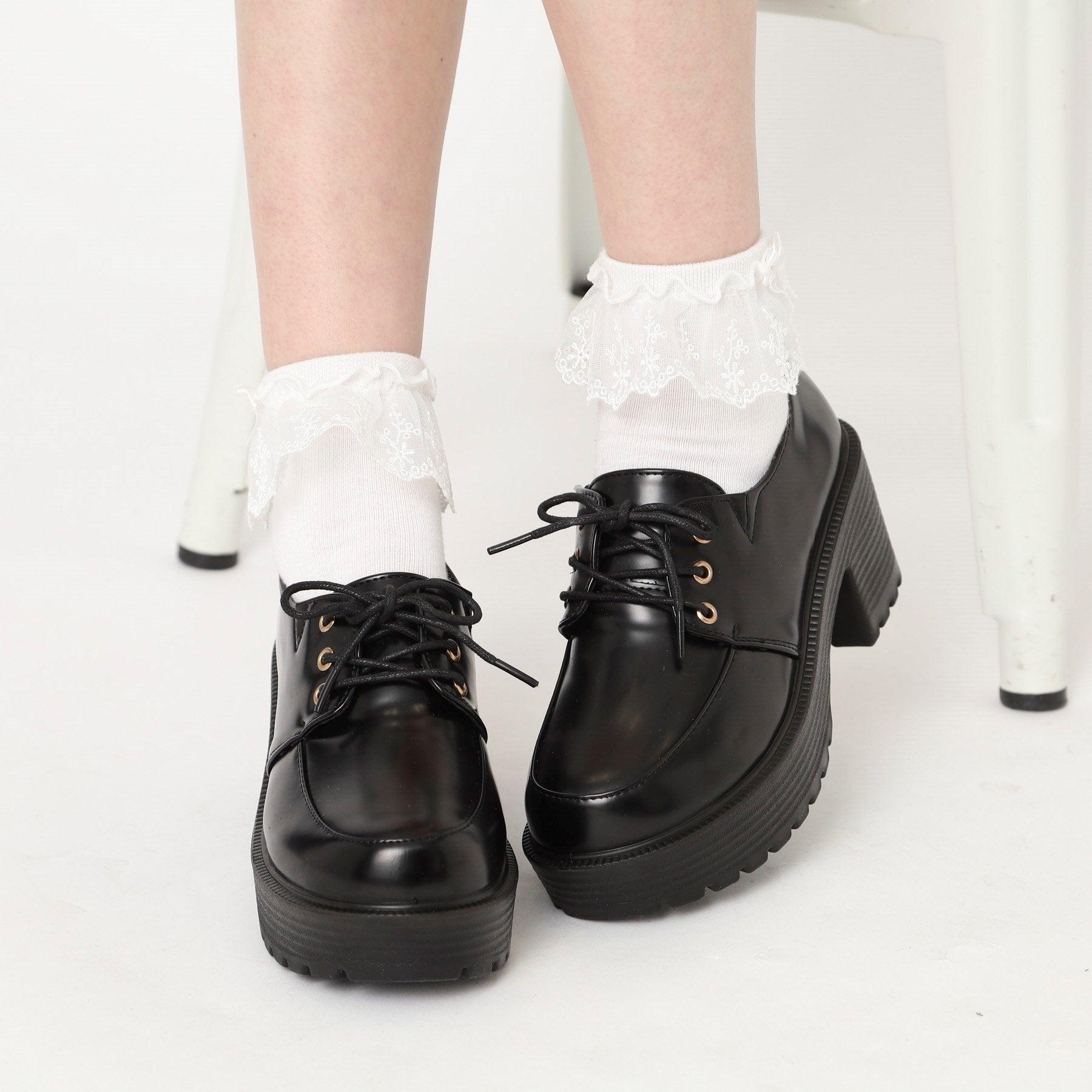 CS T&P Thick-soled Lace-up Pumps