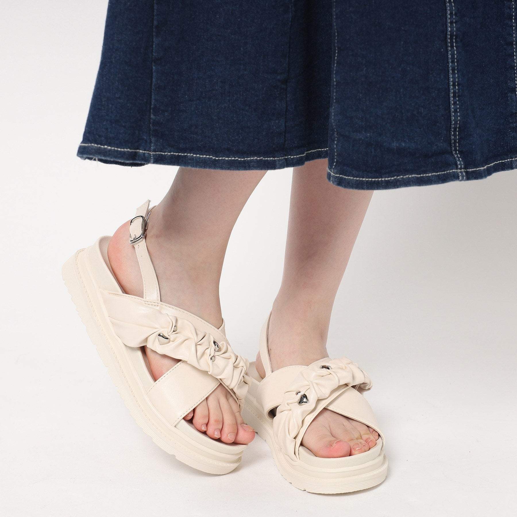 シーエス ティーアンドピー csT&P 厚底ハートスタッズスポサン