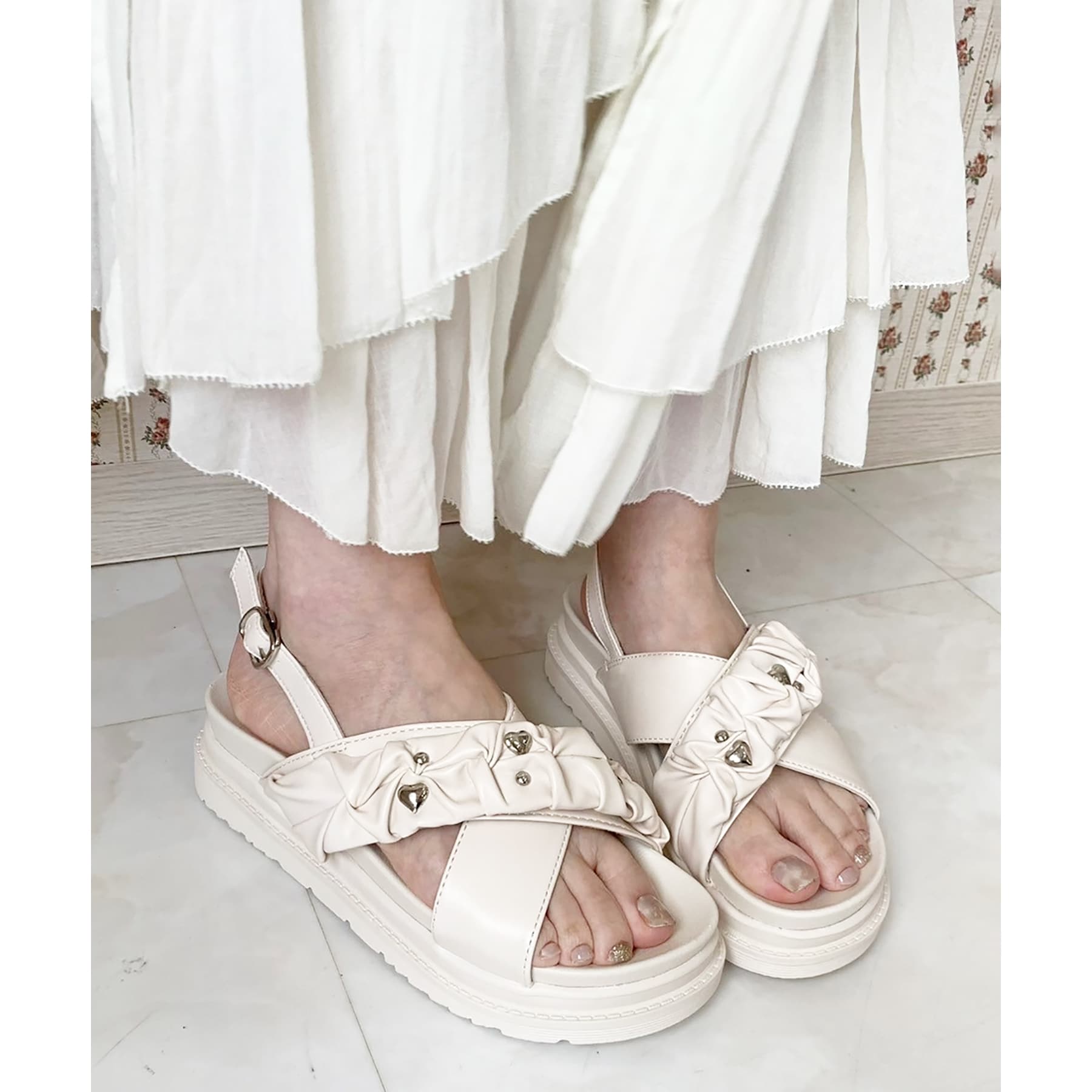 シーエス ティーアンドピー csT&P 厚底ハートスタッズスポサン