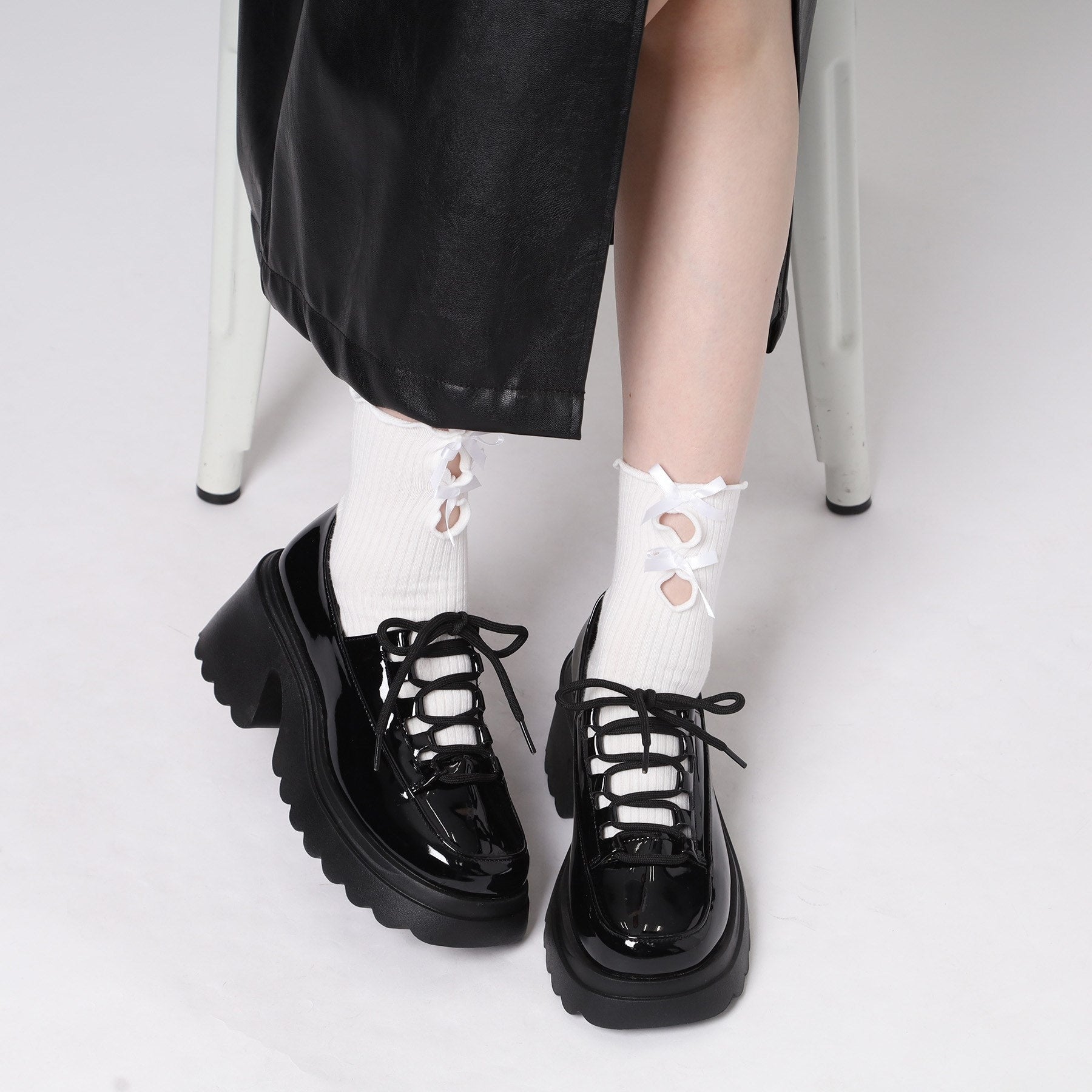 シーエス ティーアンドピー csT&P 厚底 レースアップパンプス （ｴﾅﾒﾙﾌﾞﾗｯｸ(219)） ｴﾅﾒﾙﾌﾞﾗｯｸ(219)