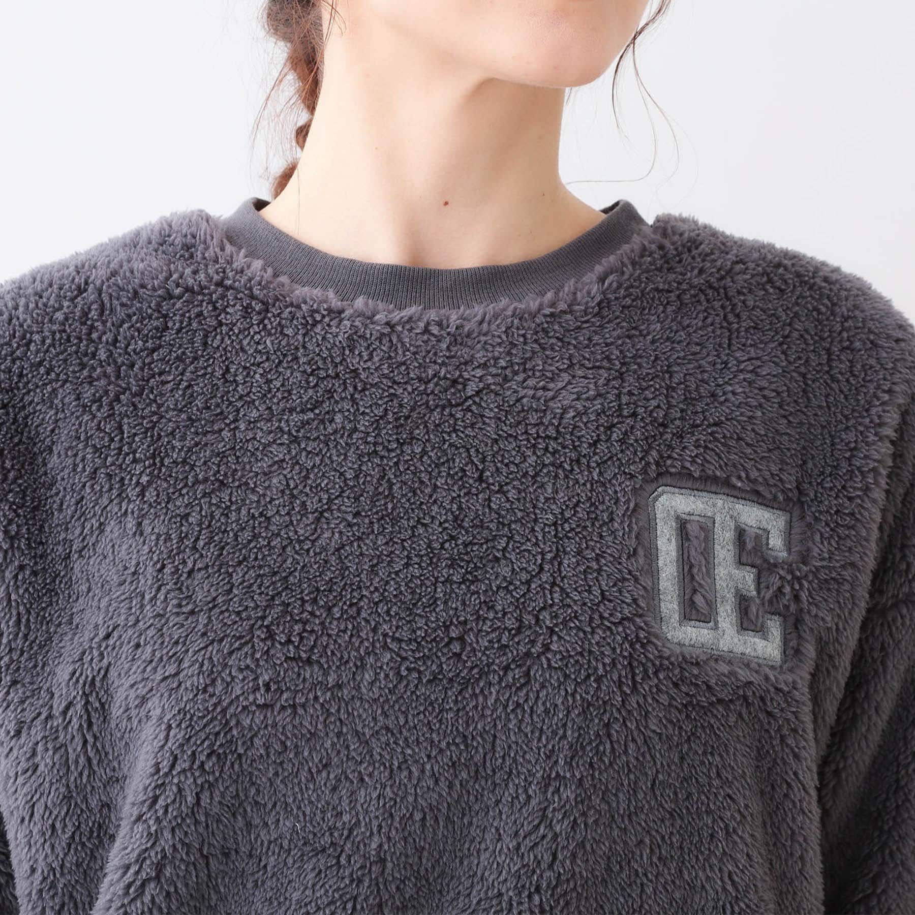 キューティーブロンド Cutie Blonde 【洗える】フェルト刺繍がワンポイント やわらかボアトップス （グレー(012)） グレー(012)