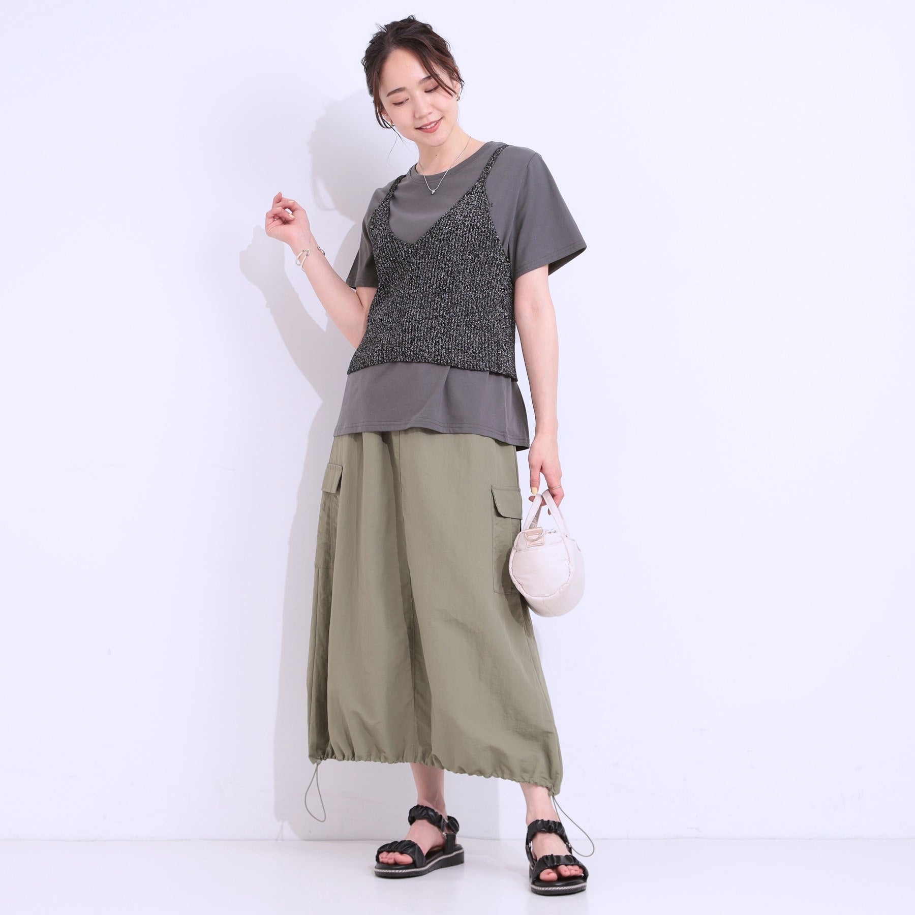 キューティーブロンド Cutie Blonde 【2点セット】ラメニットキャミ＆ロゴTシャツ （ホワイト(001)） ホワイト(001)