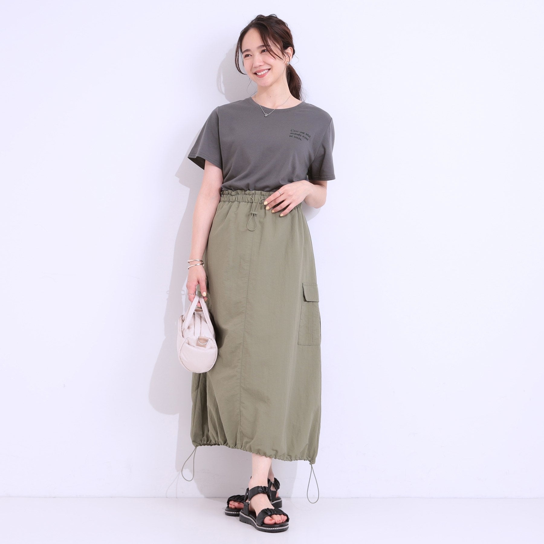 キューティーブロンド Cutie Blonde 【2点セット】ラメニットキャミ＆ロゴTシャツ （ホワイト(001)） ホワイト(001)