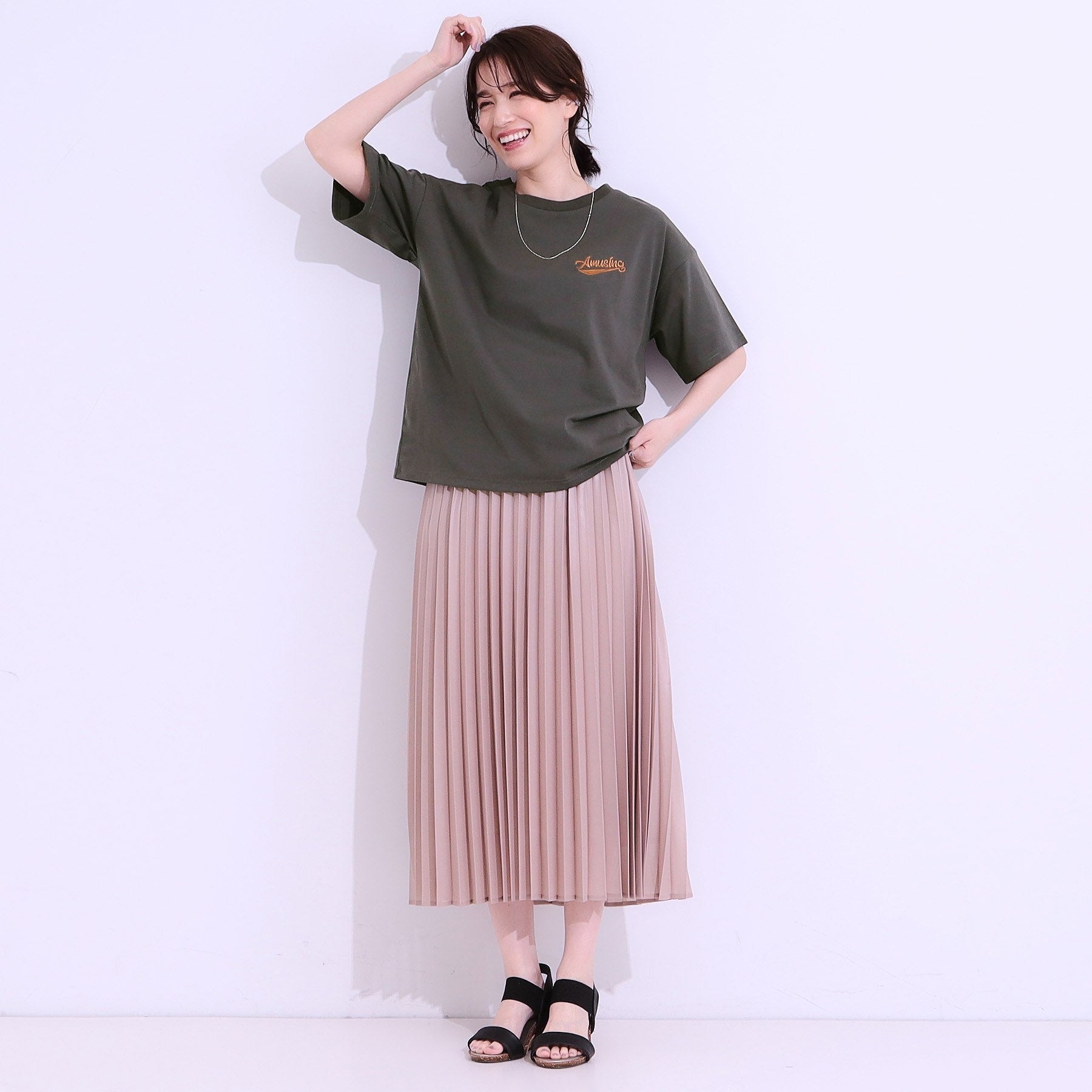 キューティーブロンド Cutie Blonde サガラ刺繍アソートTシャツ （ブラック(419)） ブラック(419)