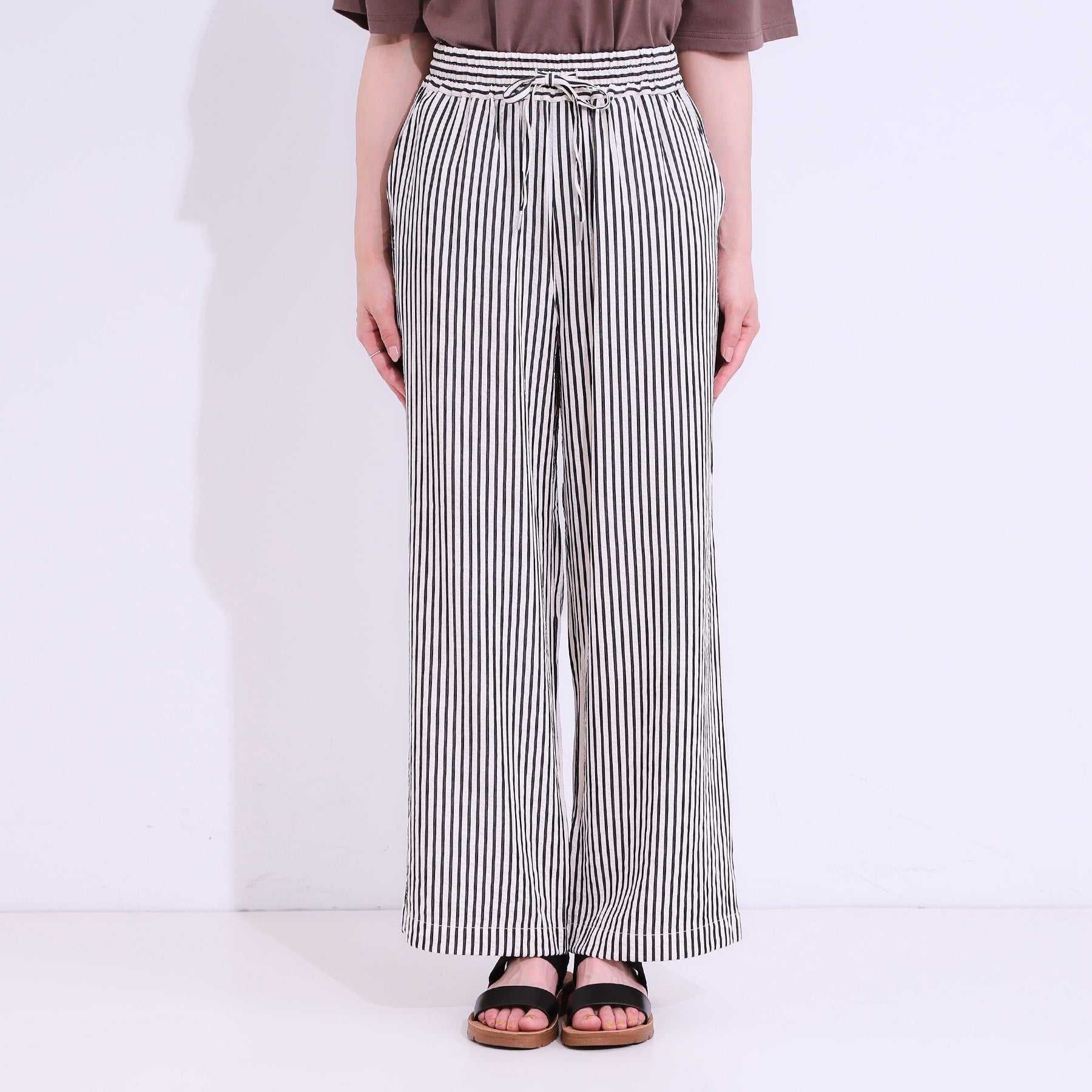 キューティーブロンド Cutie Blonde 【SET UP可能・接触冷感・吸水速乾】サッカーストライプイージーパンツ （ネイビー(394)） ネイビー(394)