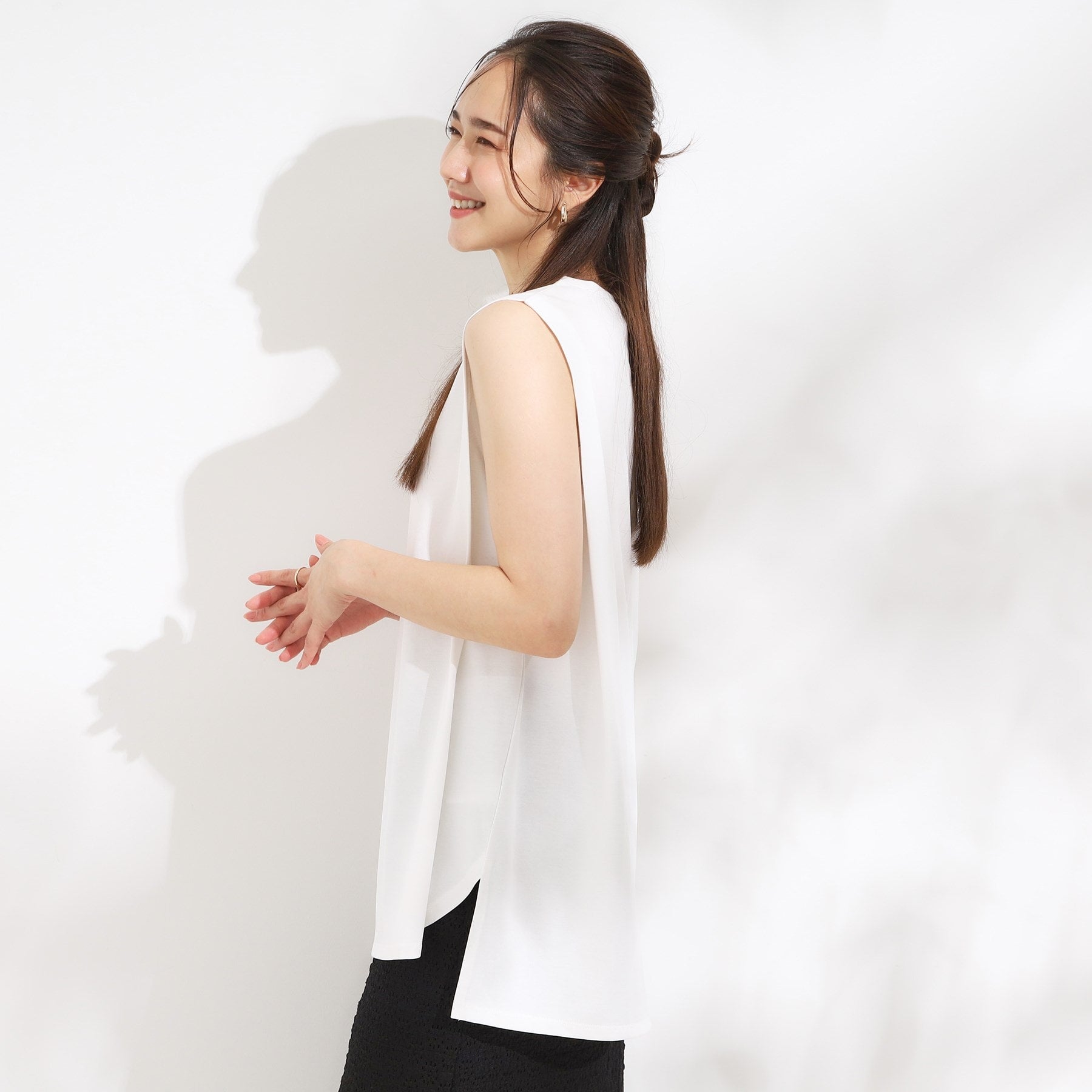 キューティーブロンド Cutie Blonde 【SHOO ICE・汗染み軽減・UVカット】タックノースリーブチュニック （ホワイト(001)） ホワイト(001)