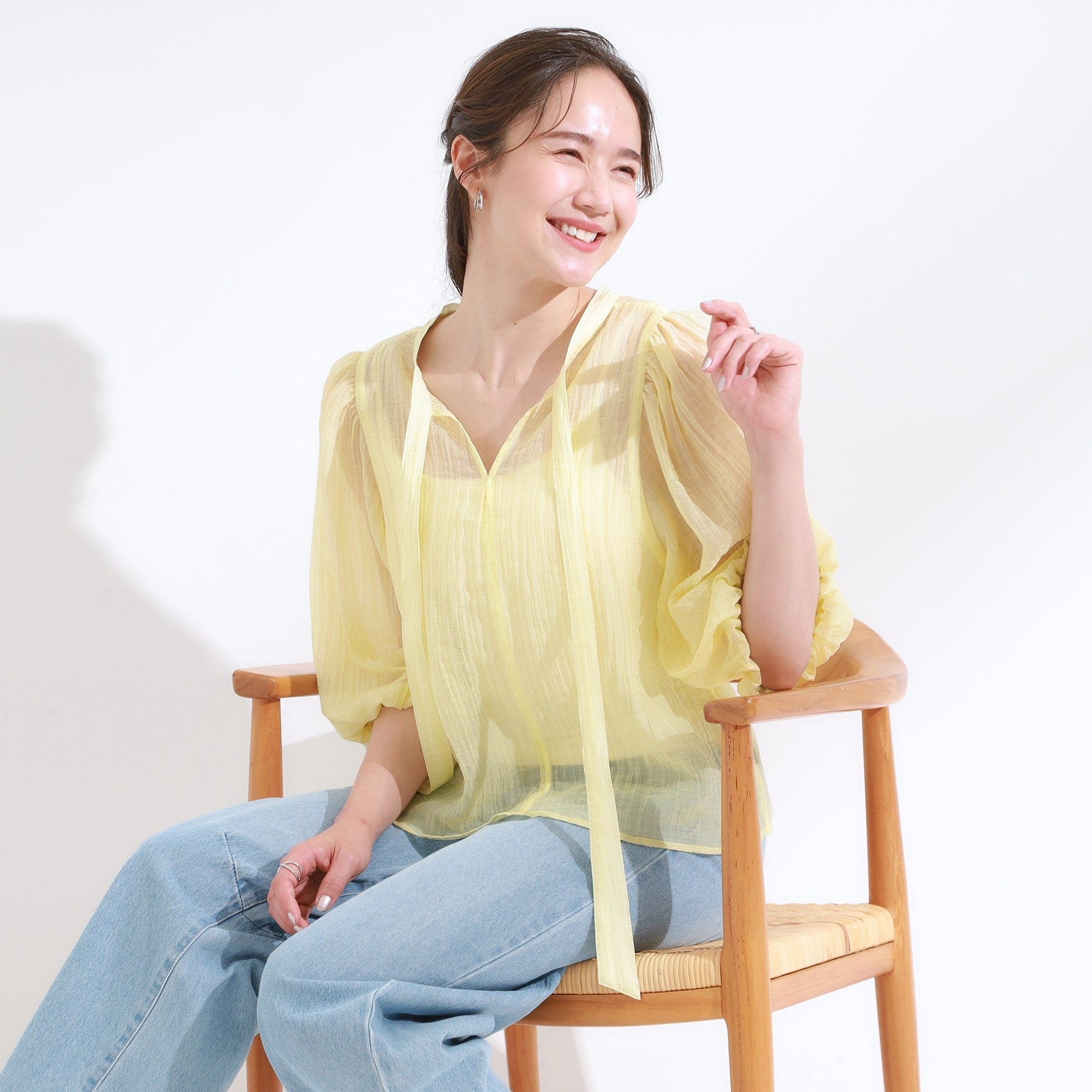 キューティーブロンド Cutie Blonde 【S-LL/前後2WAY】バルーンスリーブが華やか こなれ見えシアーブラウス （ライトイエロー(030)） ライトイエロー(030)