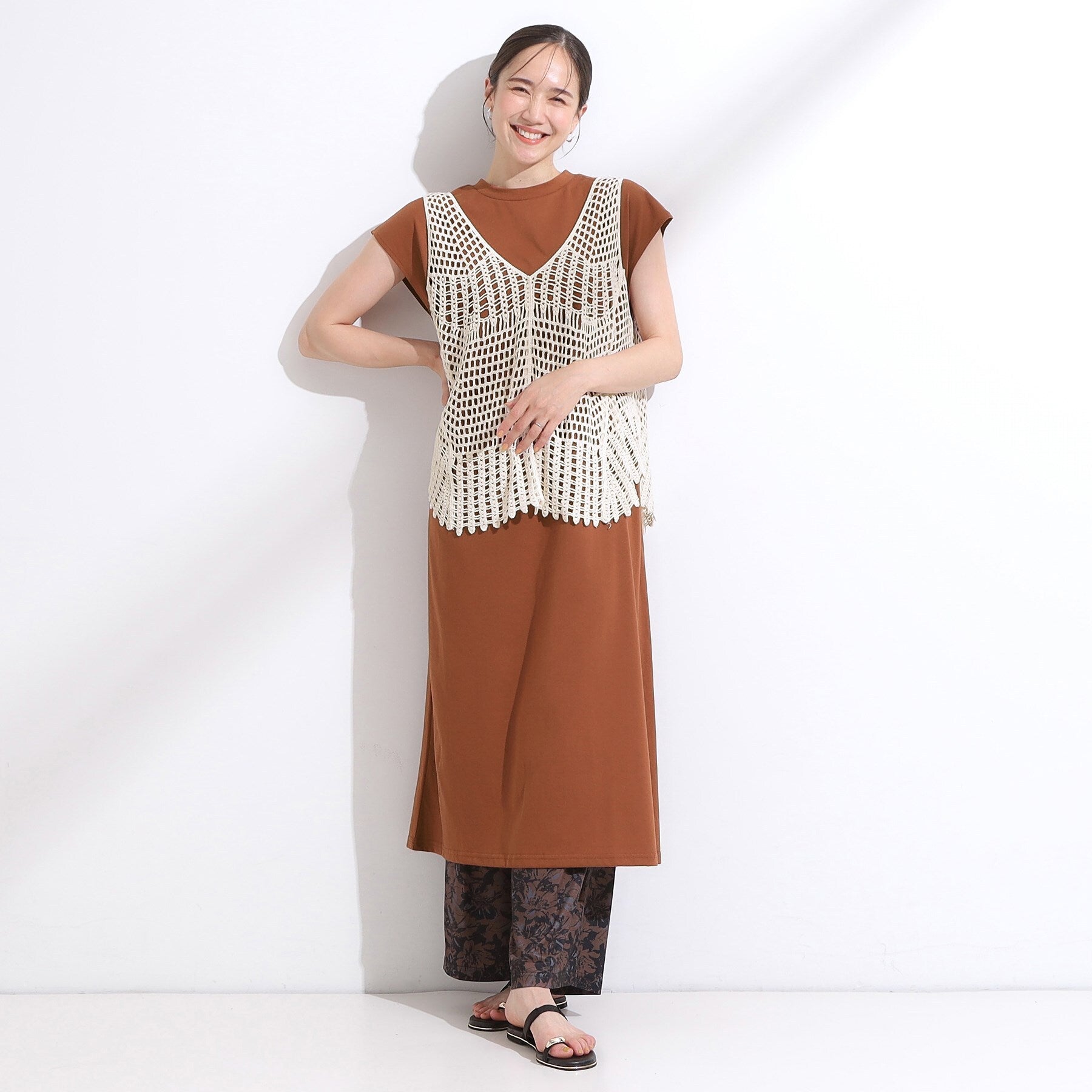 キューティーブロンド Cutie Blonde 【2点SET】クロシェ編みレースベスト＆Tシャツワンピースセット （チャコールグレー(014)） チャコールグレー(014)