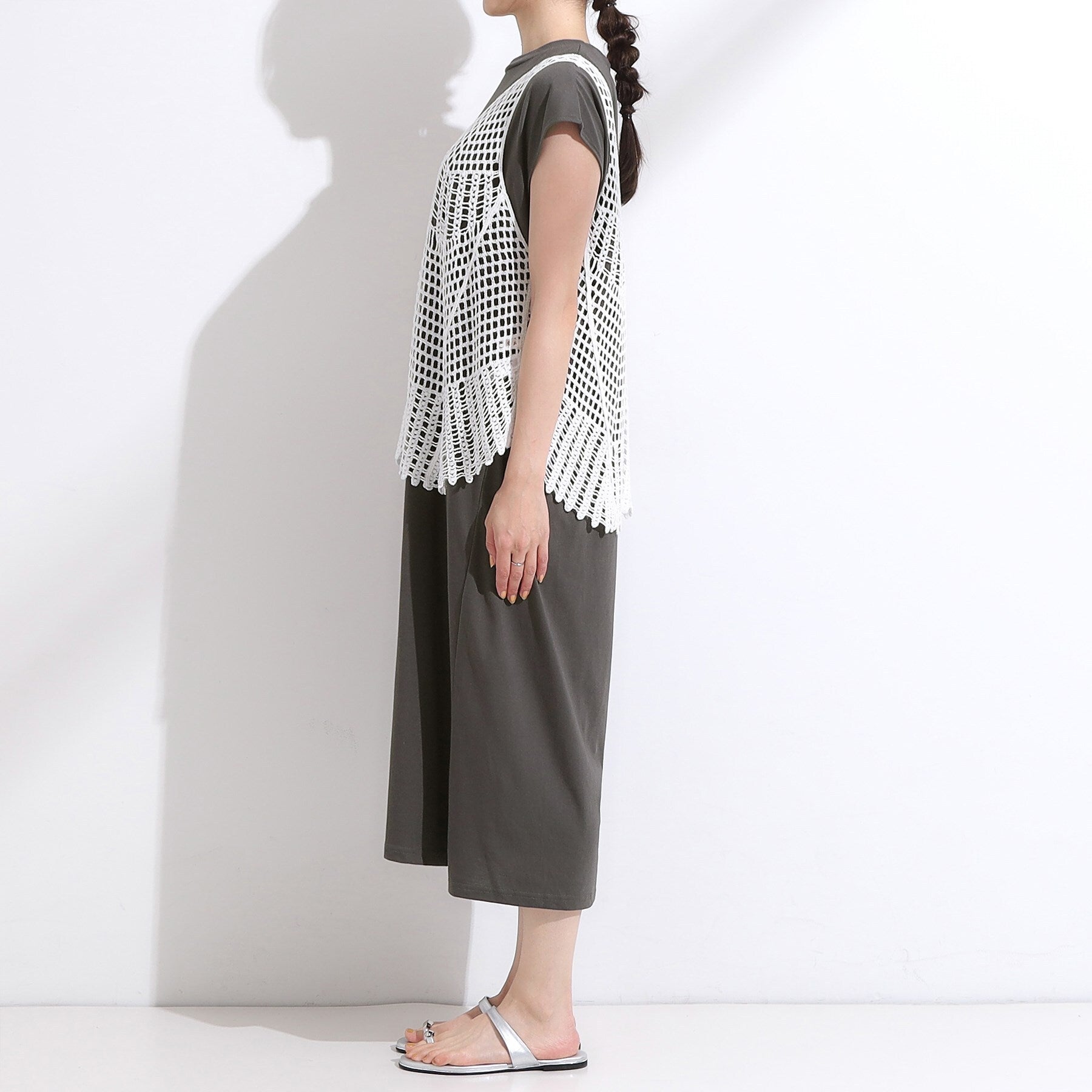 キューティーブロンド Cutie Blonde 【2点SET】クロシェ編みレースベスト＆Tシャツワンピースセット （チャコールグレー(014)） チャコールグレー(014)