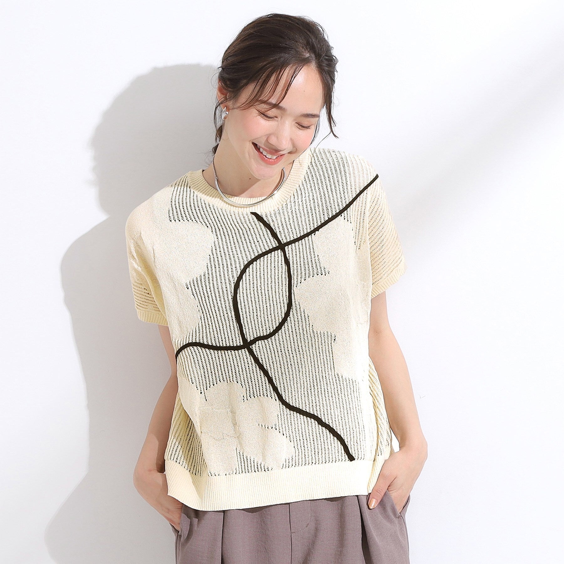 キューティーブロンド Cutie Blonde にょろにょろ刺繍 透かし編みニット （オフホワイト(003)） オフホワイト(003)