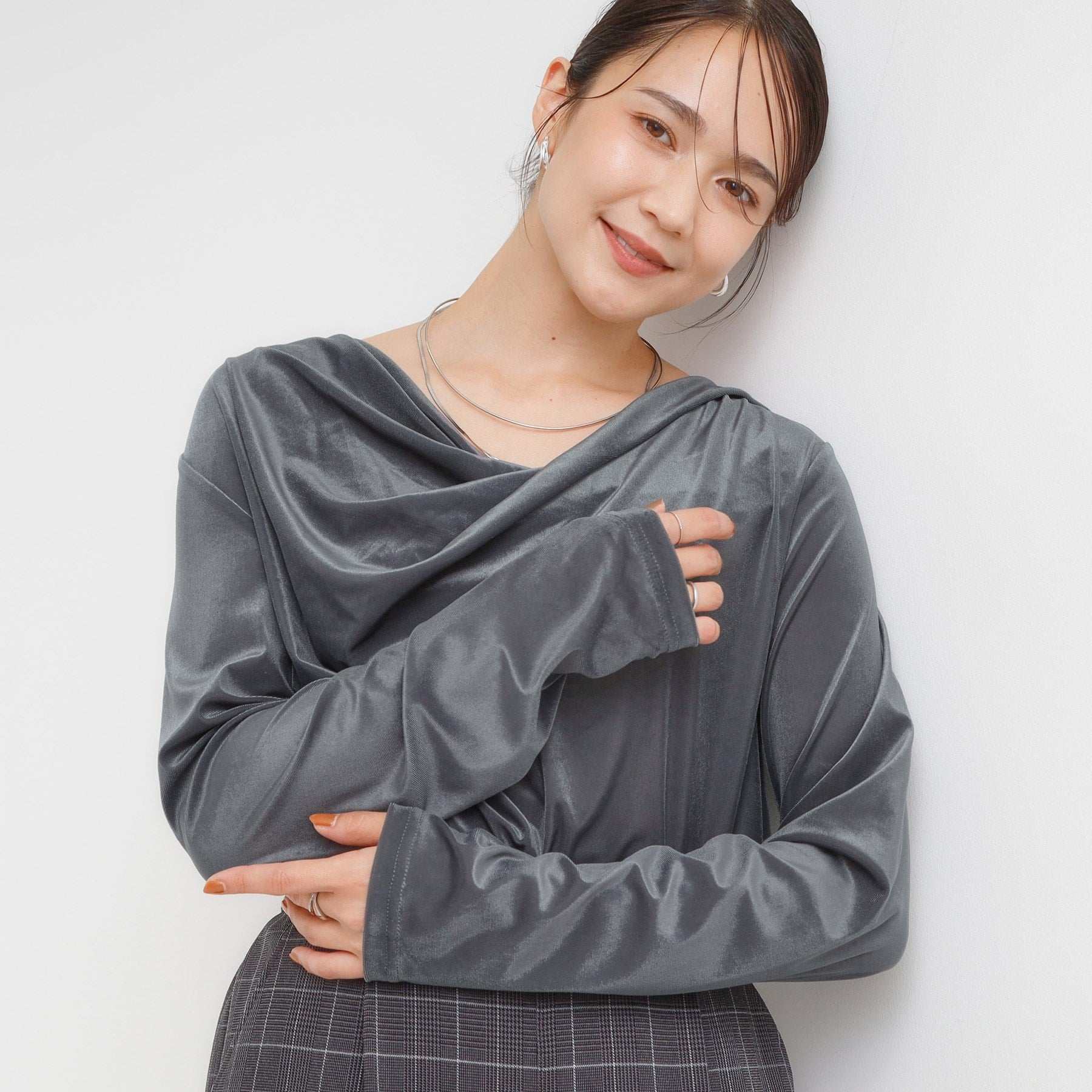 キューティーブロンド Cutie Blonde ベロア調ドレープデザインカットソー （チャコールグレー(014)） チャコールグレー(014)