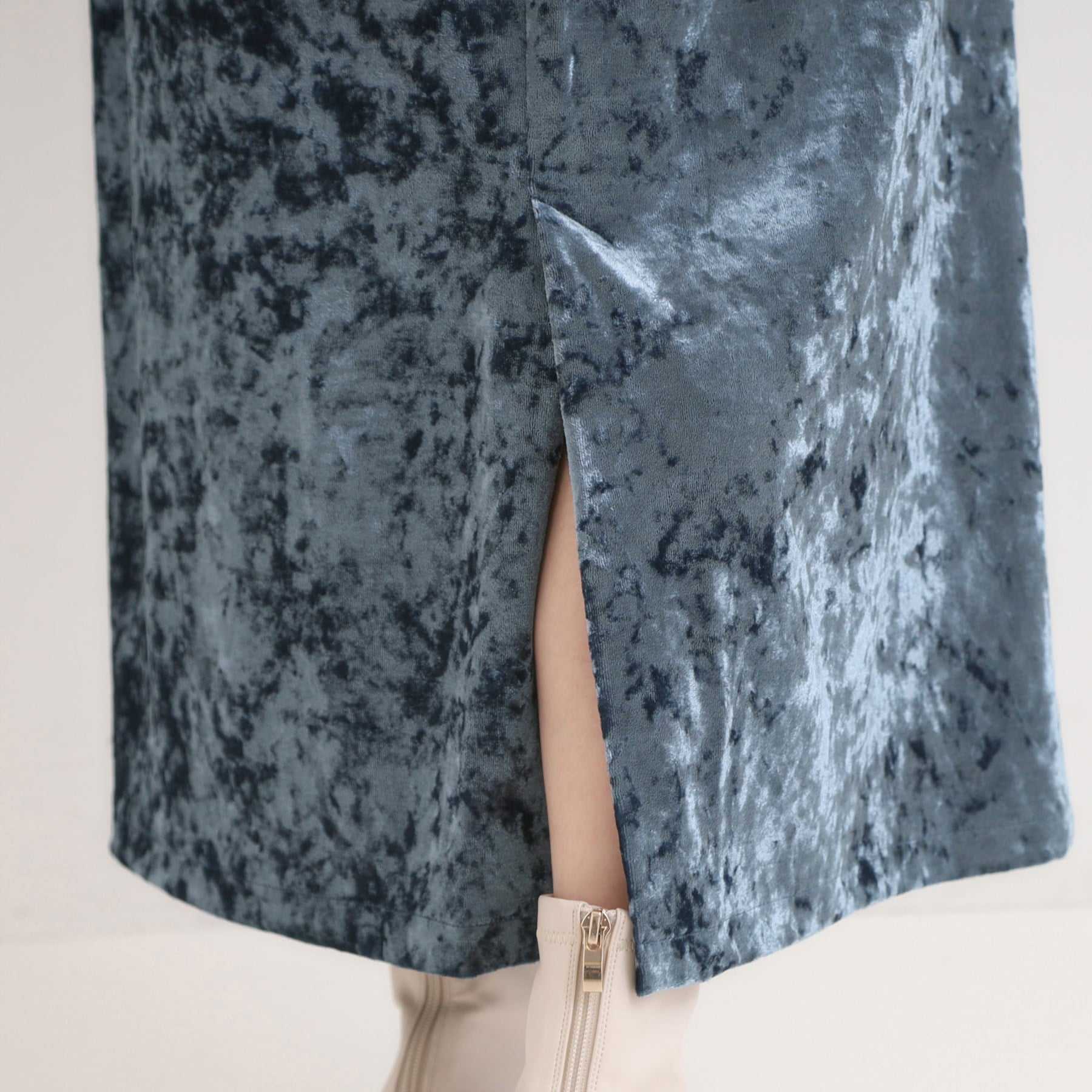 キューティーブロンド Cutie Blonde ベロア調ナロースカート （ブルー(093)） ブルー(093)