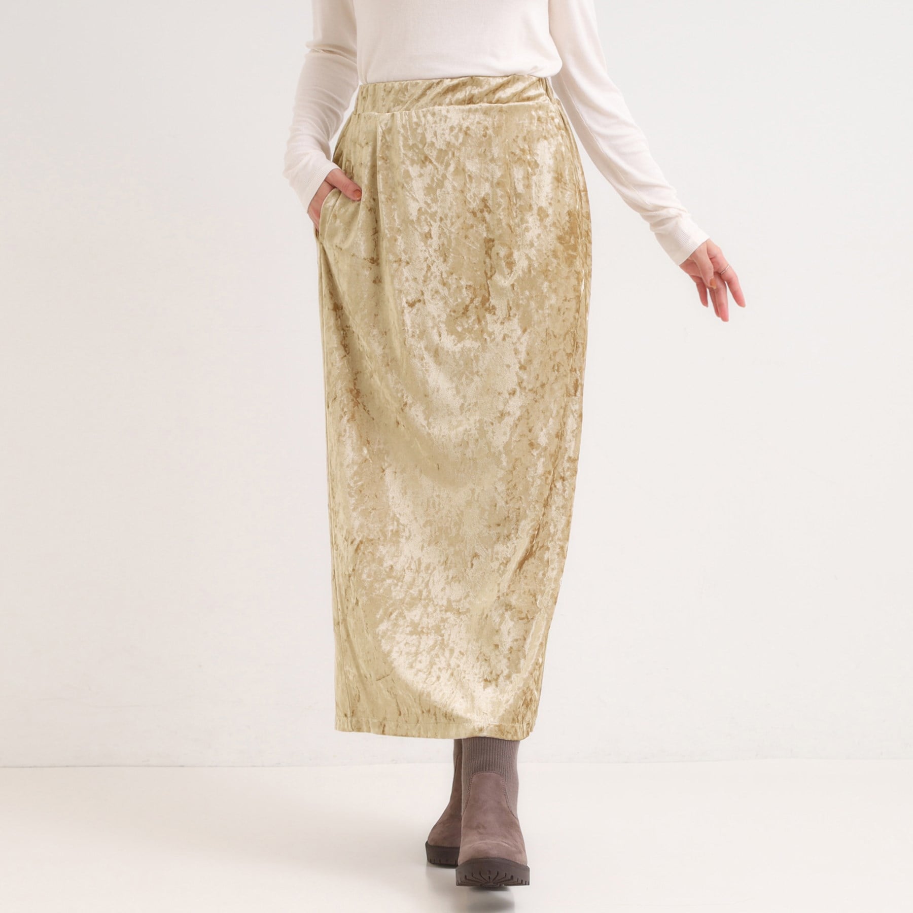 キューティーブロンド Cutie Blonde ベロア調ナロースカート （ライトベージュ(051)） ライトベージュ(051)