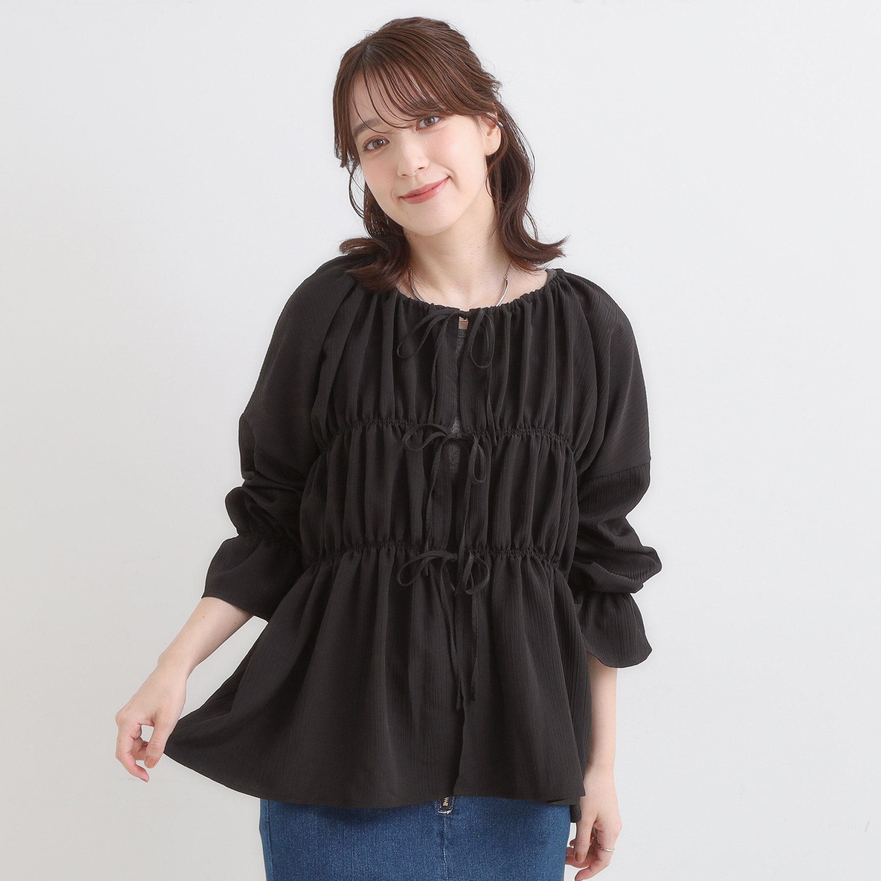 キューティーブロンド Cutie Blonde シャーリングデザインブラウス （ブラック(019)） ブラック(019)