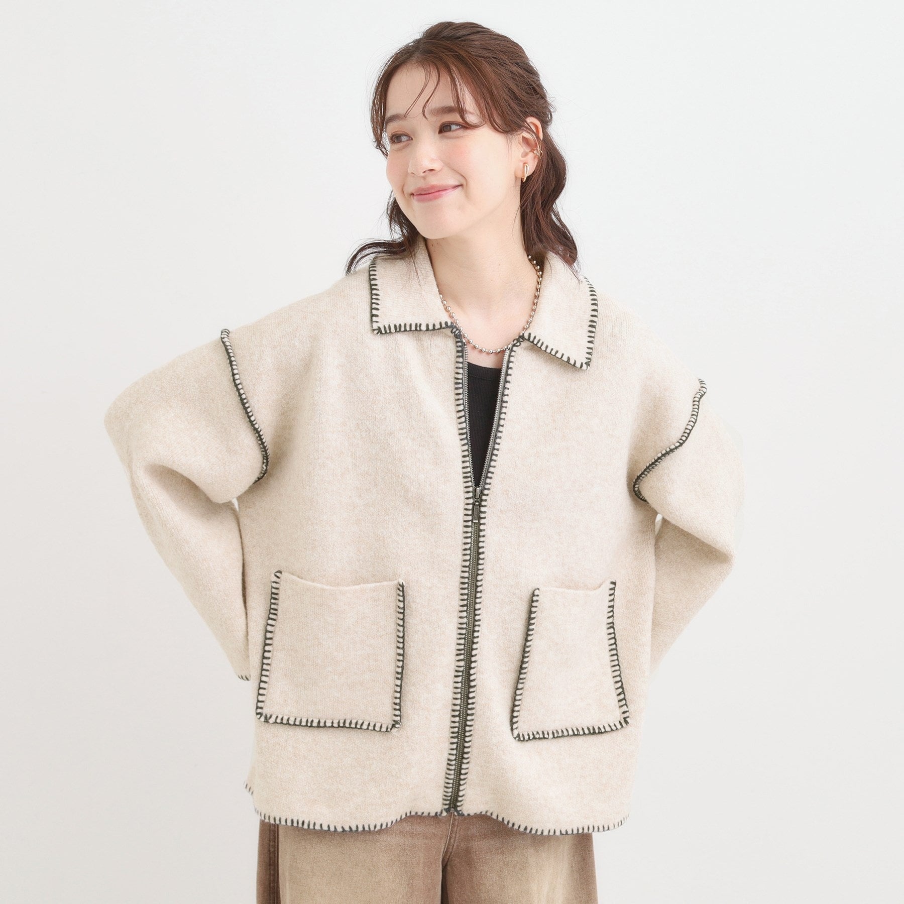 キューティーブロンド Cutie Blonde 配色ステッチがポイント 衿付きジップニットカーディガン （アイボリー(004)） アイボリー(004)