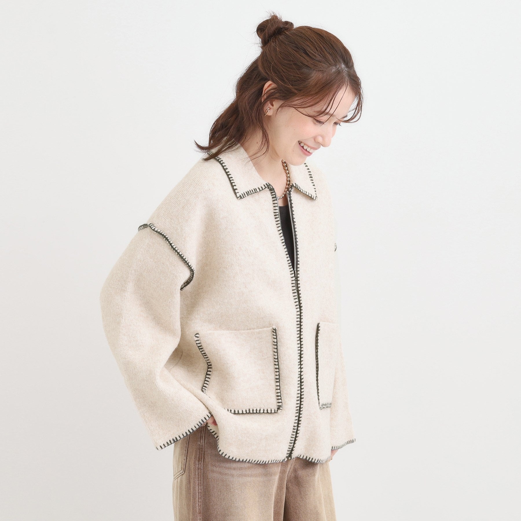 キューティーブロンド Cutie Blonde 配色ステッチがポイント 衿付きジップニットカーディガン （アイボリー(004)） アイボリー(004)