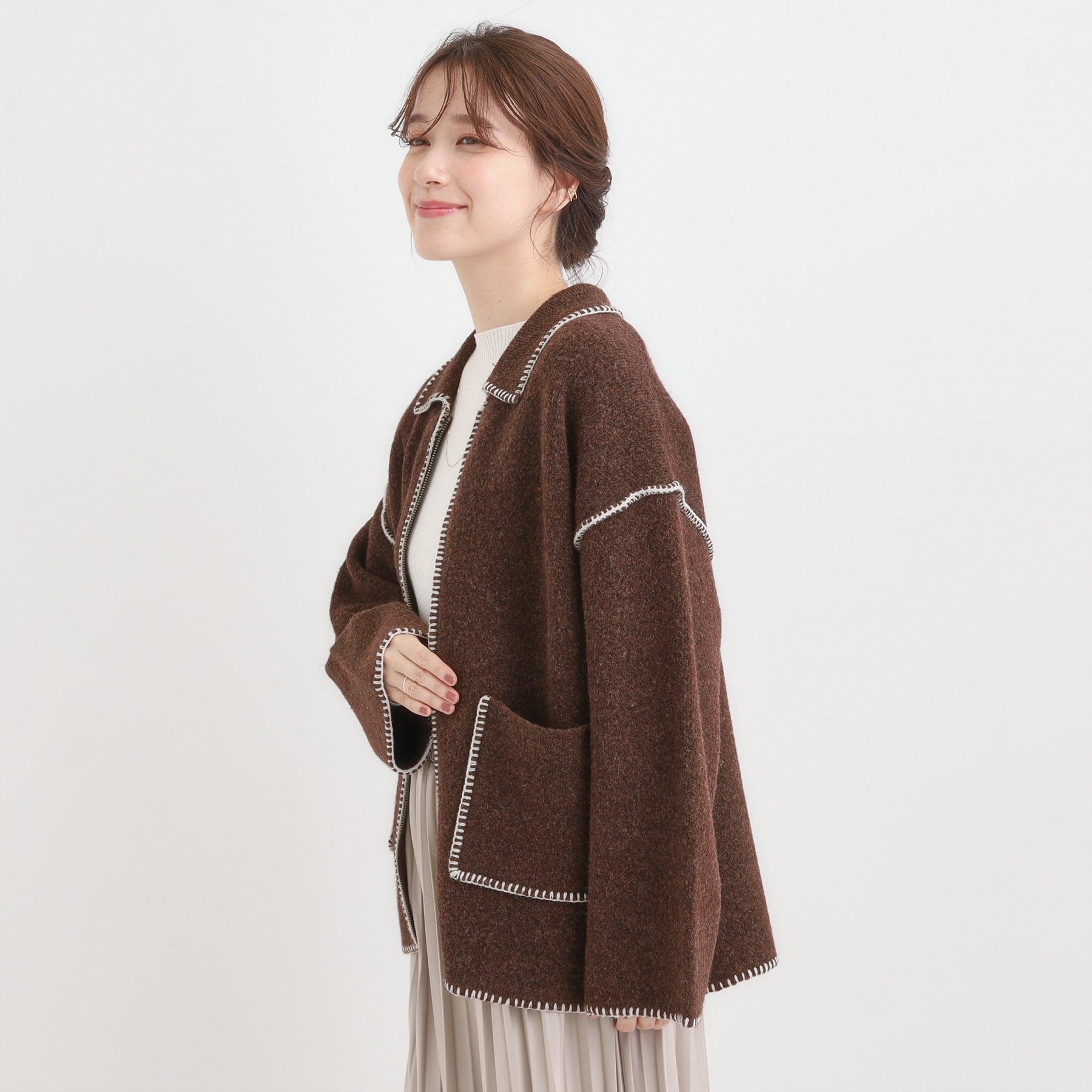 キューティーブロンド Cutie Blonde 配色ステッチがポイント 衿付きジップニットカーディガン （アイボリー(004)） アイボリー(004)