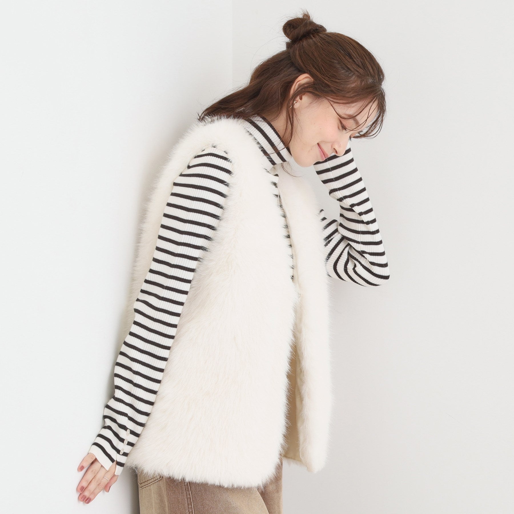 キューティーブロンド Cutie Blonde ロングフェイクファーベスト （オフホワイト(003)） オフホワイト(003)