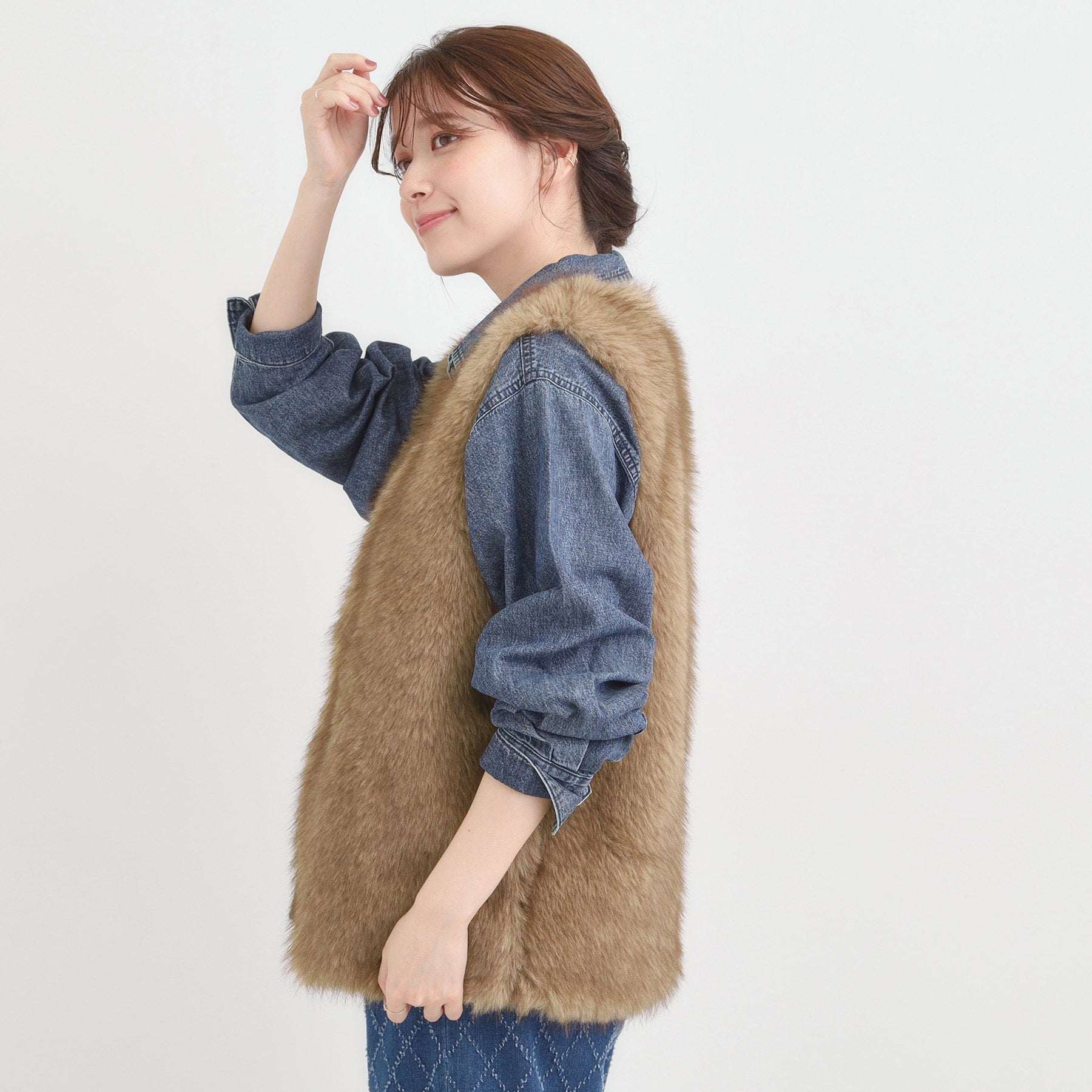 キューティーブロンド Cutie Blonde ロングフェイクファーベスト （オフホワイト(003)） オフホワイト(003)