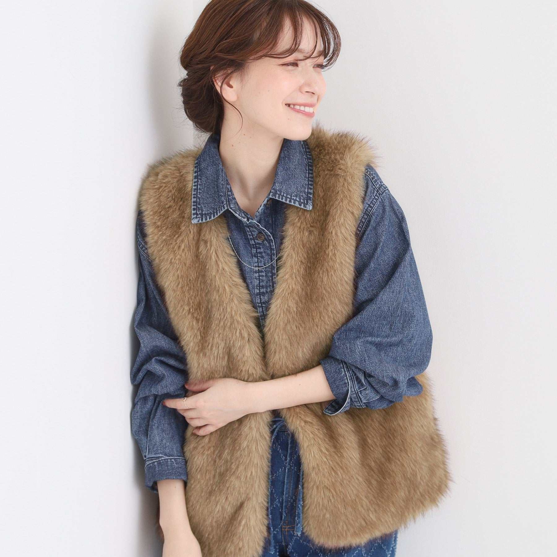 キューティーブロンド Cutie Blonde ロングフェイクファーベスト （オフホワイト(003)） オフホワイト(003)