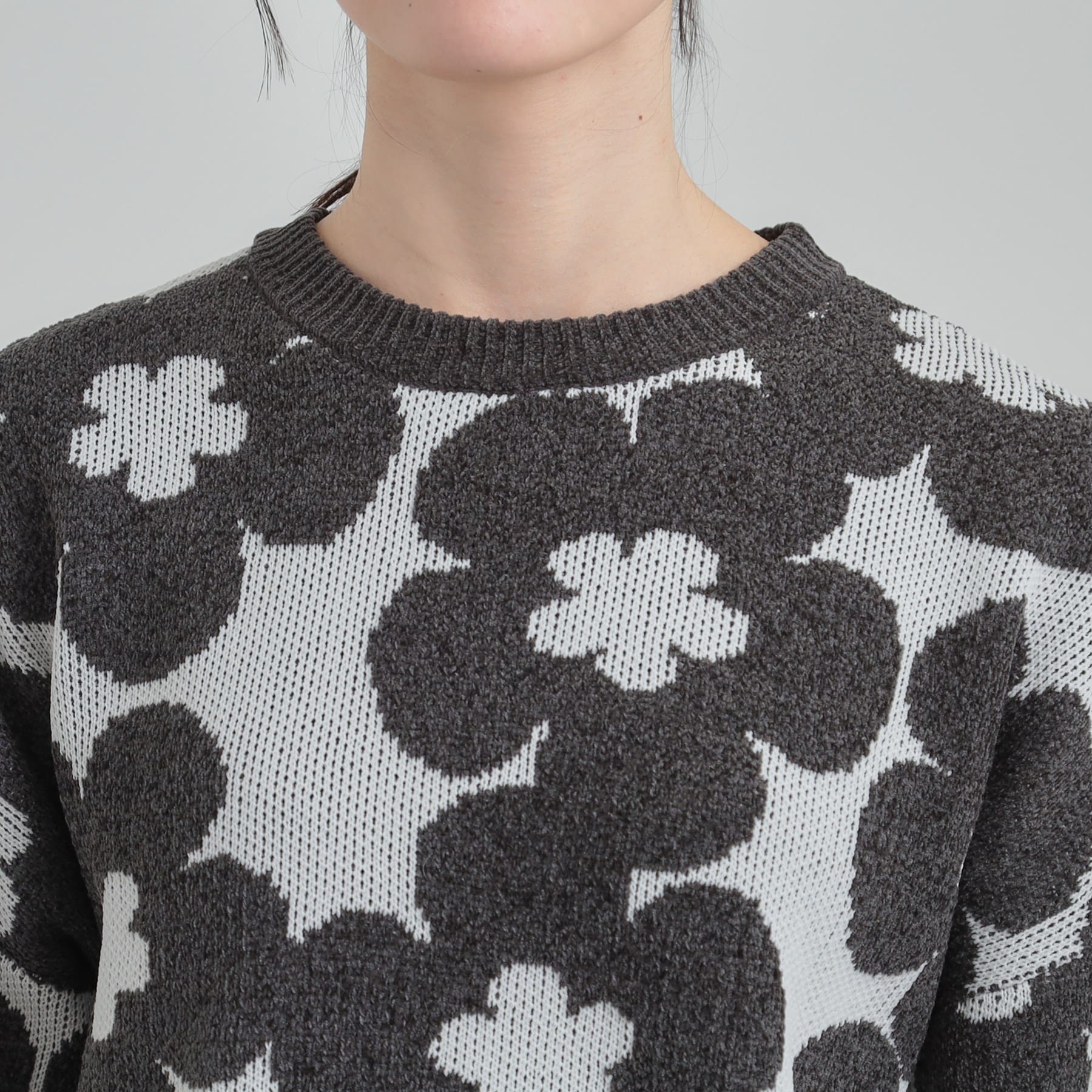 キューティーブロンド Cutie Blonde レトロ可愛い デイジー柄 総柄ニット （チャコールグレー(214)） チャコールグレー(214)