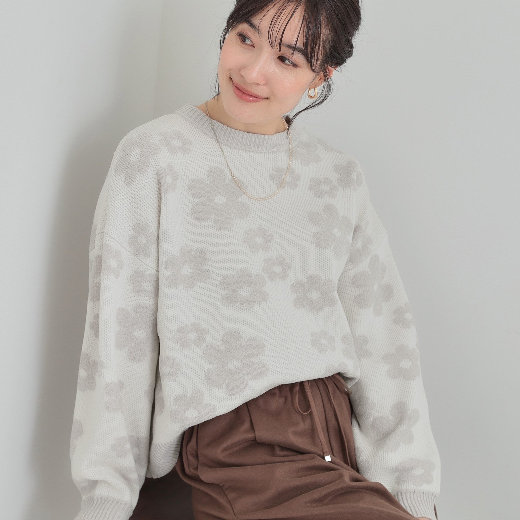 キューティーブロンド Cutie Blonde レトロ可愛い デイジー柄 総柄ニット （チャコールグレー(214)） チャコールグレー(214)