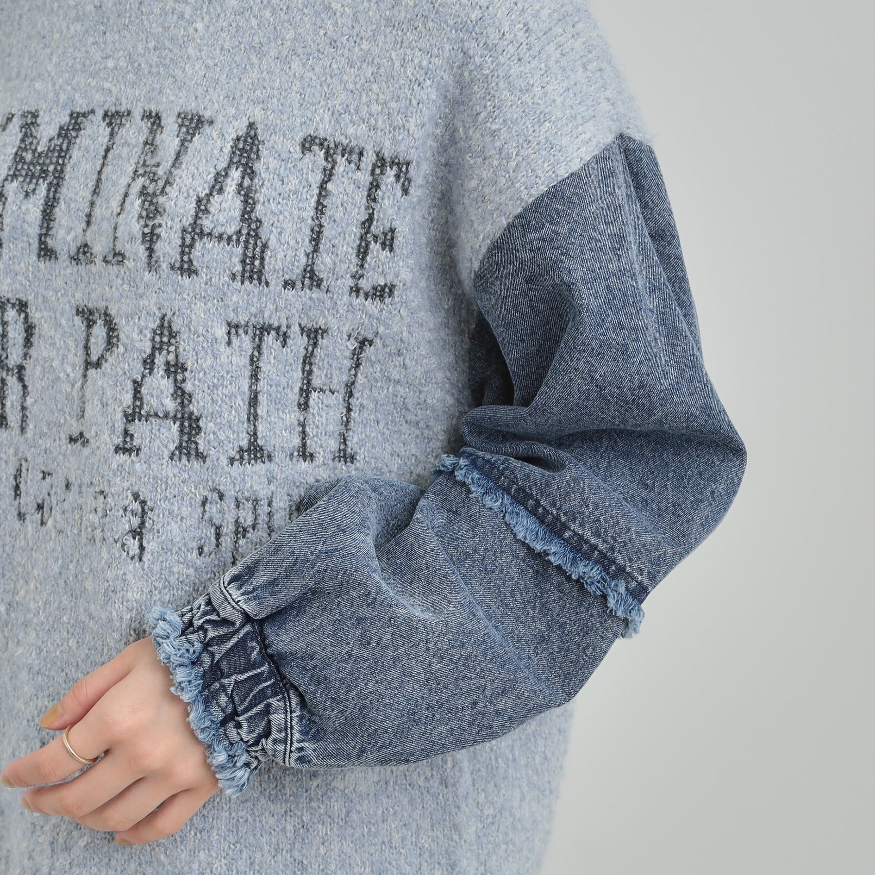 キューティーブロンド Cutie Blonde 袖デニム切替 ブークレロゴニット （チャコールグレー(014)） チャコールグレー(014)