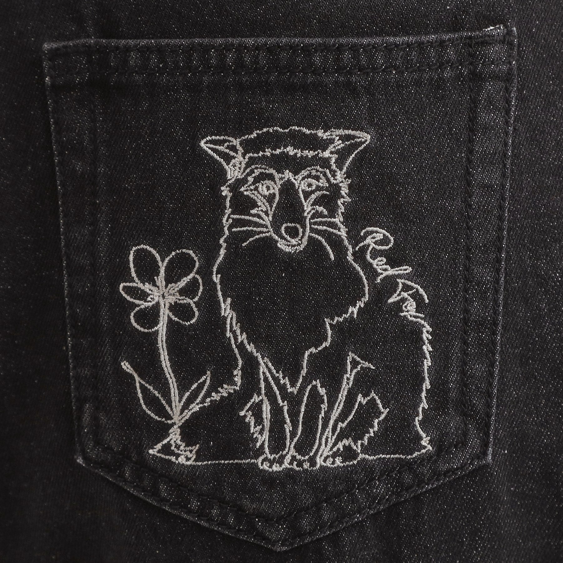キューティーブロンド Cutie Blonde 【旭山動物園応援商品】ポケット刺繍デニム （ブラック(019)） ブラック(019)