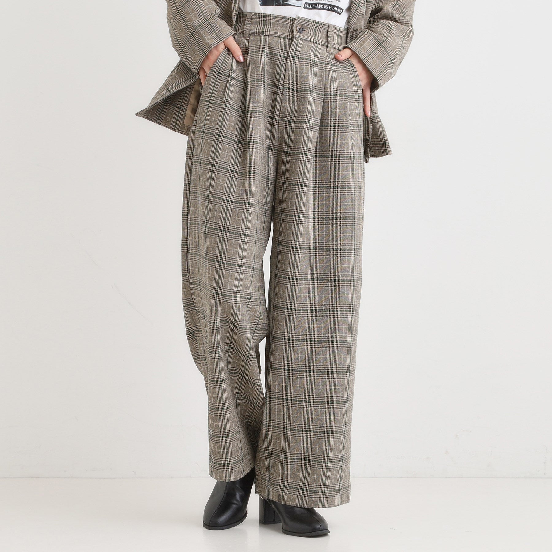 キューティーブロンド Cutie Blonde 【セットアップ可】チェック柄タックワイドパンツ （ブラウン(243)） ブラウン(243)