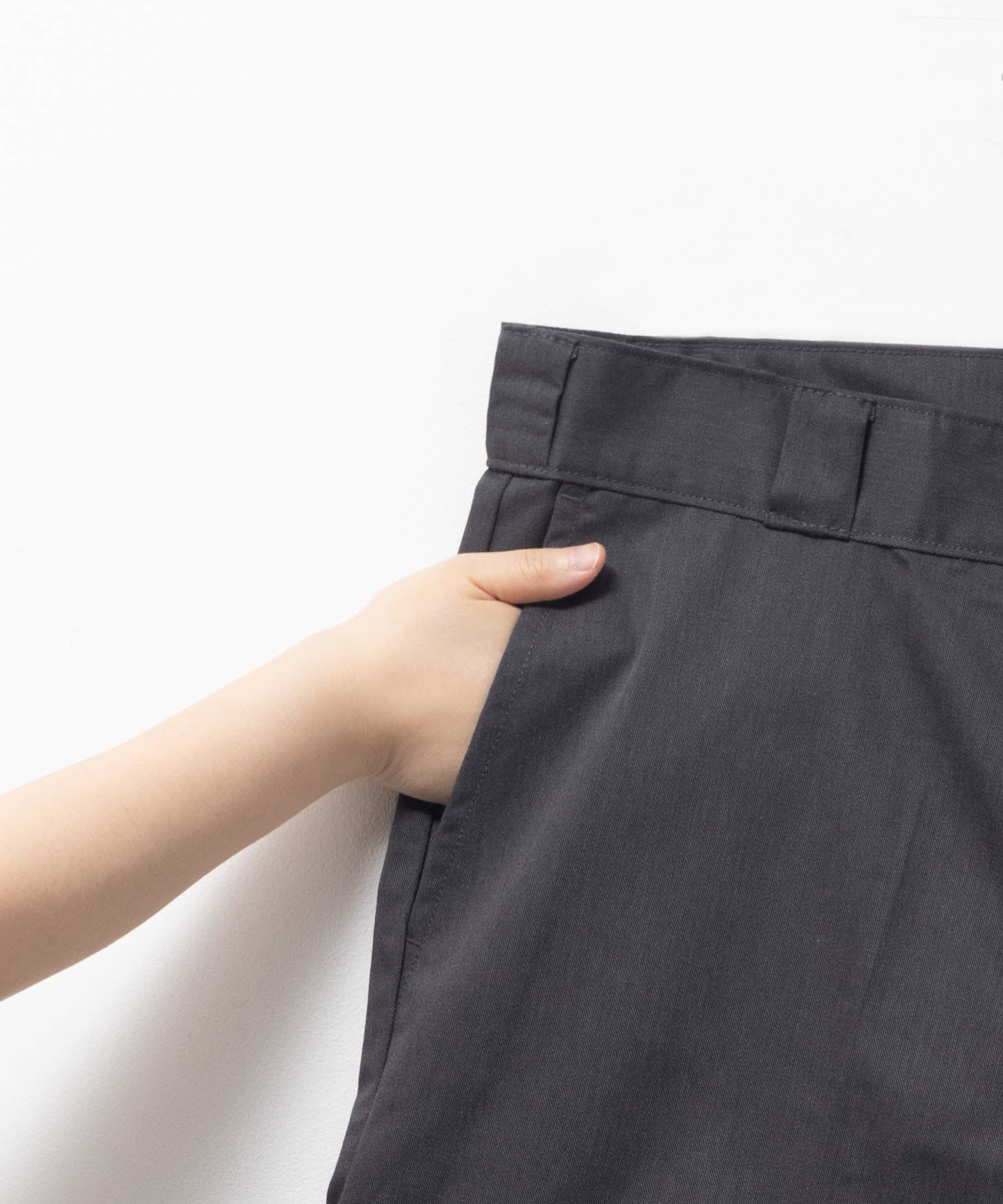 ディッキーズ Dickies ワイドルーズショートパンツ （ブラックデニム） ブラックデニム