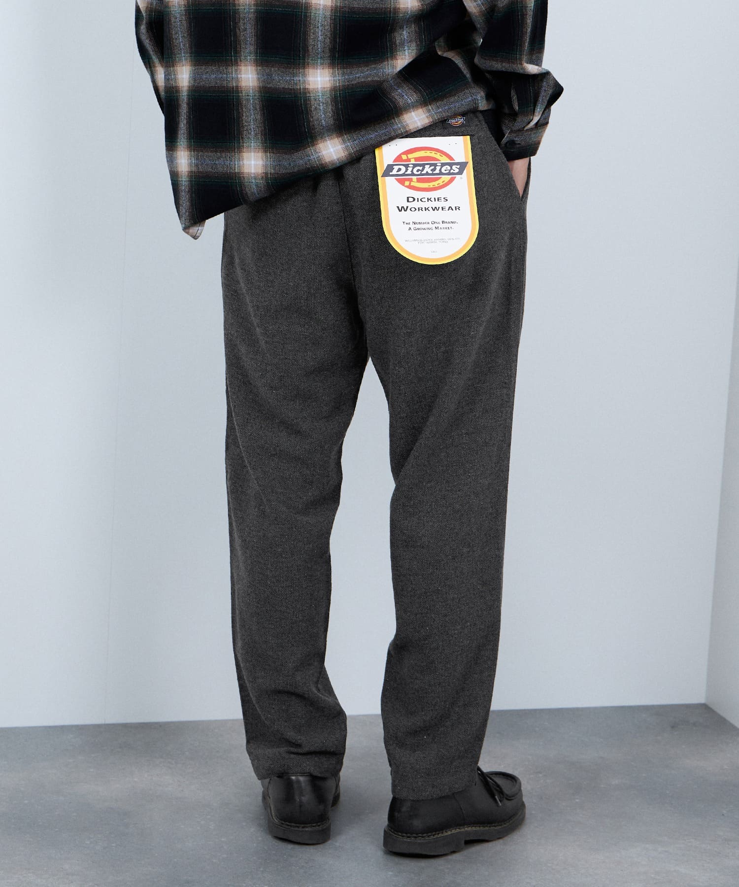 ディッキーズ Dickies ウール混イージーパンツ （チャコール） チャコール