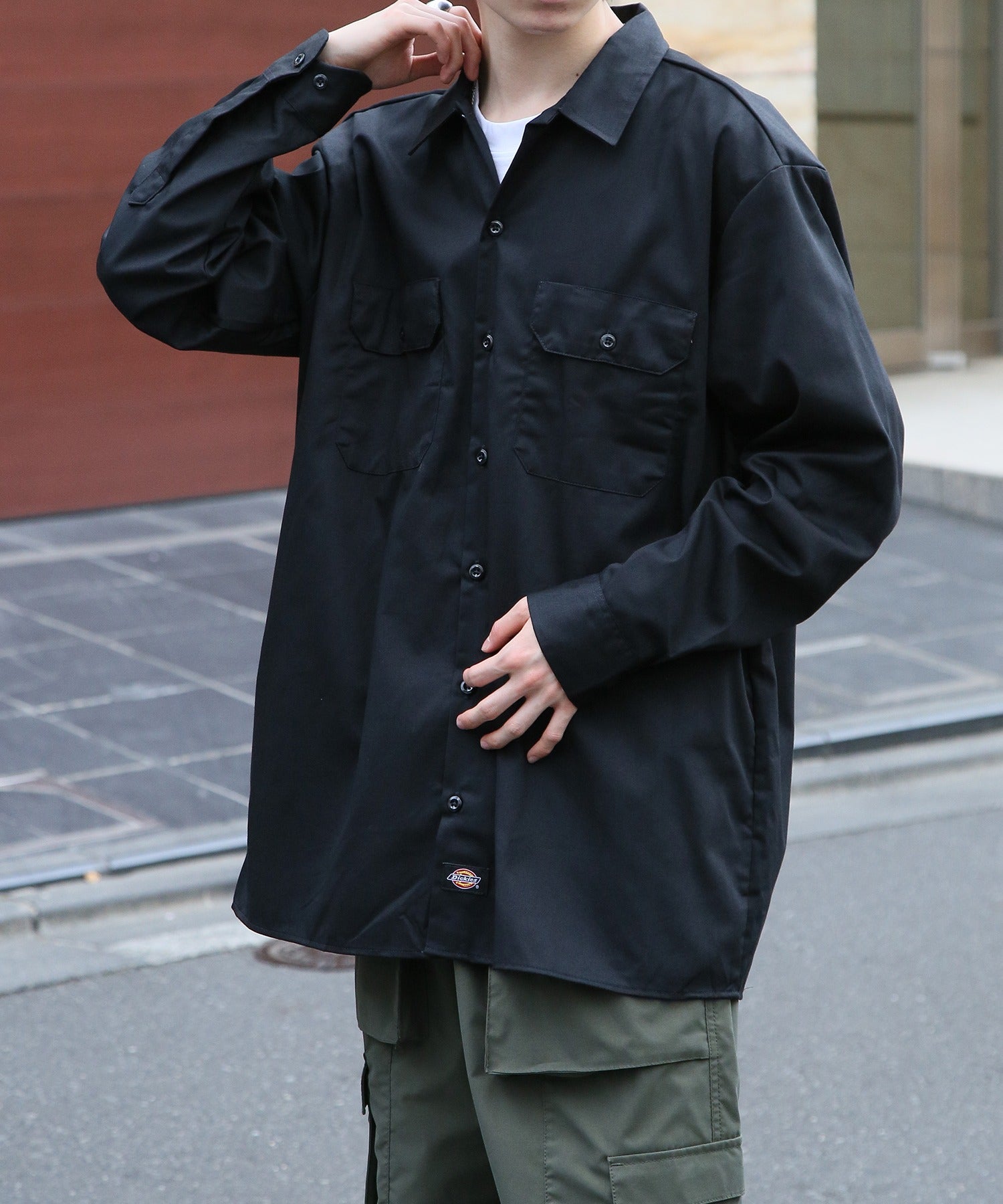 ディッキーズ Dickies さっと羽織れる◎ 【Dickies / ディッキーズ】SHIRTS LSFQ シャツ 羽織り 長袖 ワークシャツ ワンポイント カジュアルシャツ 無地 574 （ダークグリーン） ダークグリーン