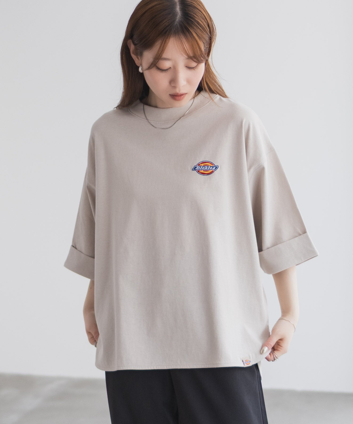ディッキーズ Dickies 刺繍6分袖ロールアップTシャツ （グレージュ） グレージュ