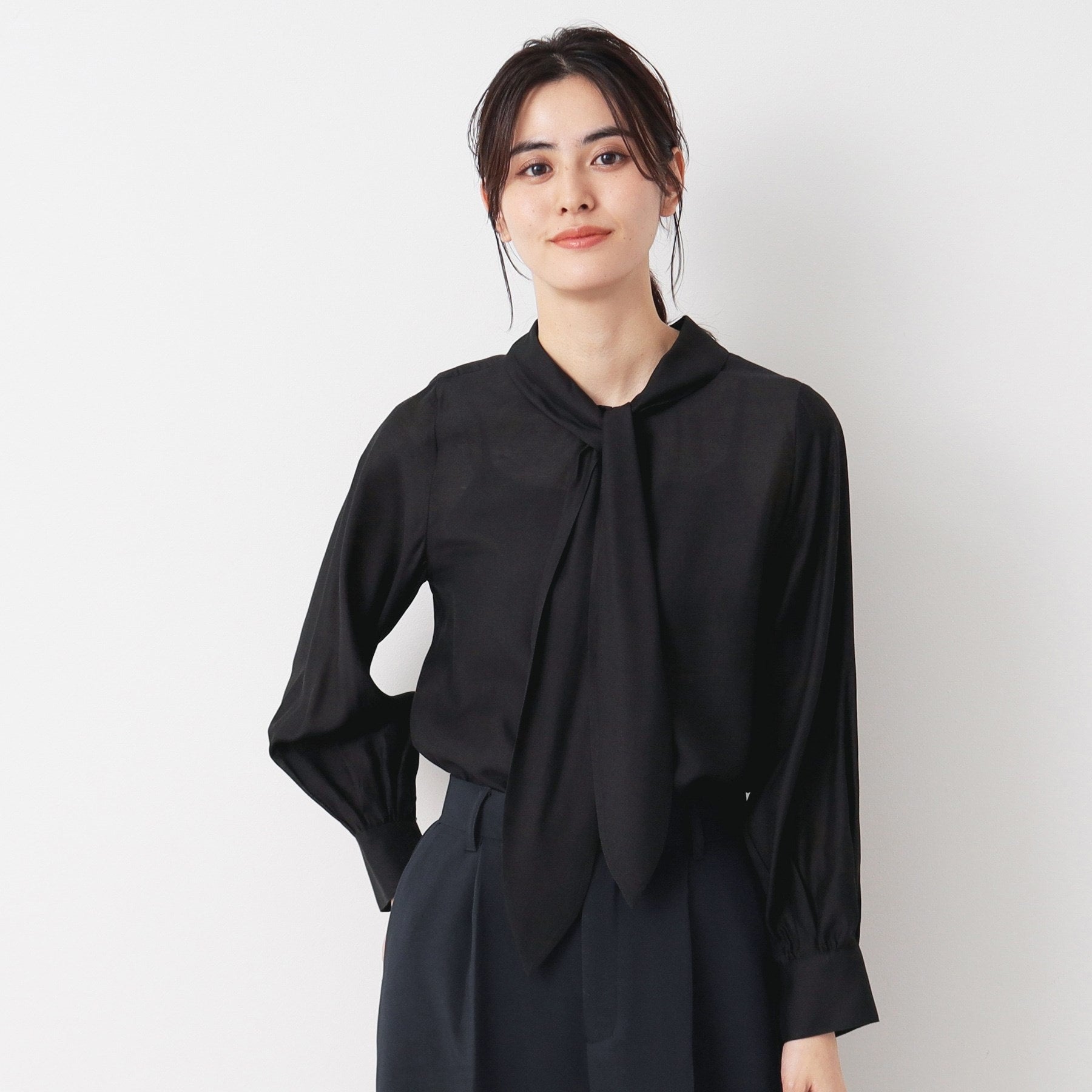 Dessin Bow Tie Blouse 【Entrance/Graduation Ceremony】