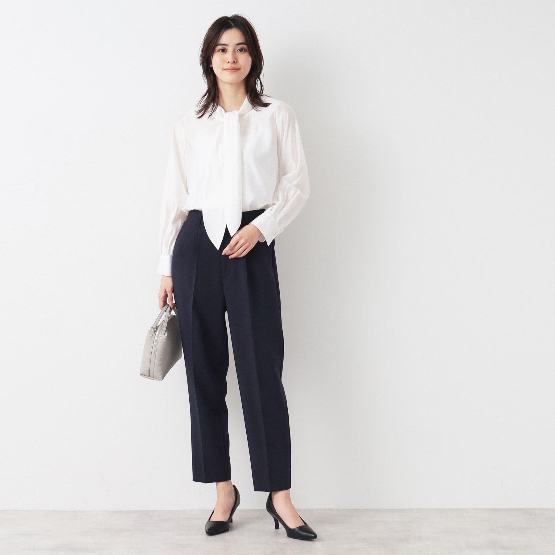 Dessin Bow Tie Blouse 【Entrance/Graduation Ceremony】