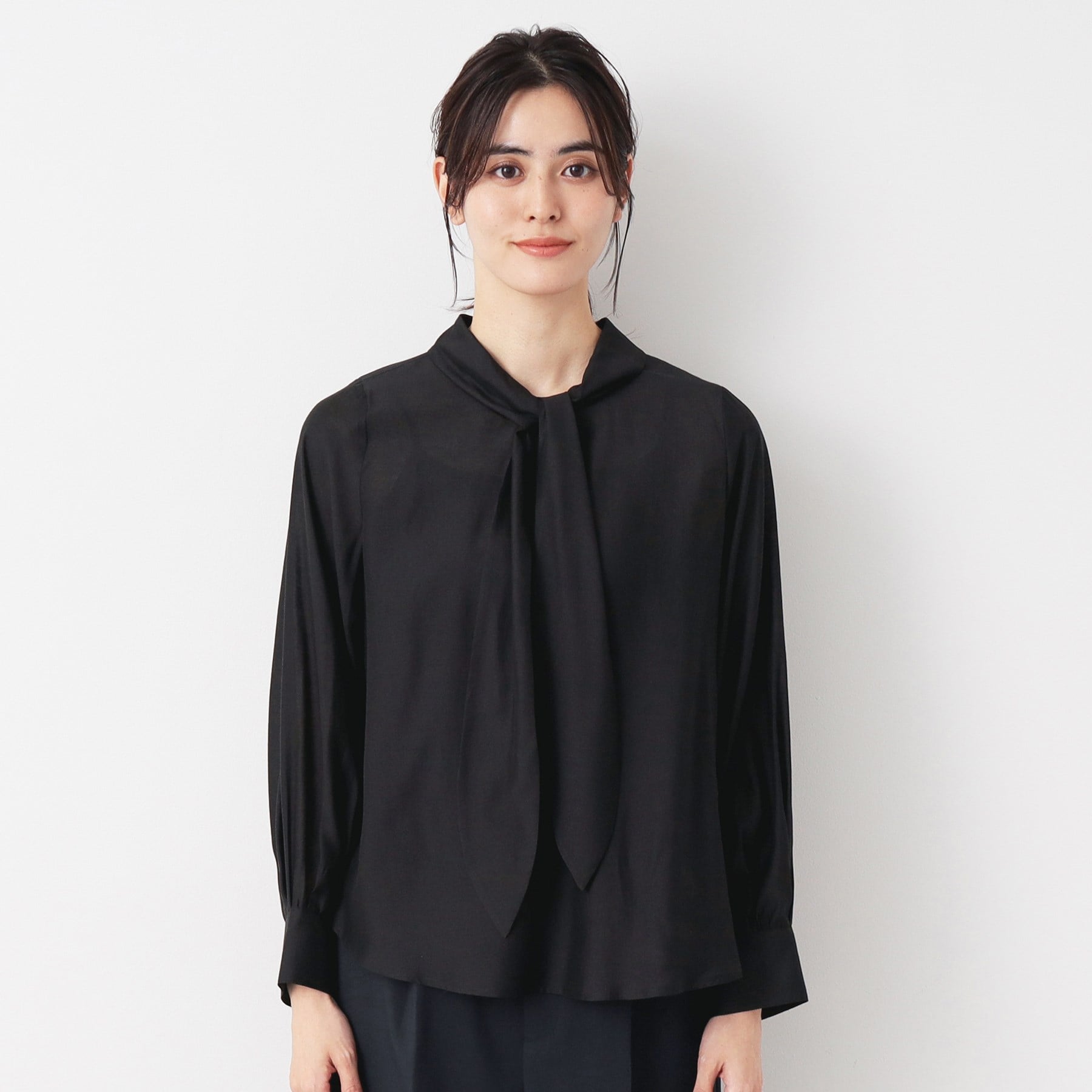 Dessin Bow Tie Blouse 【Entrance/Graduation Ceremony】