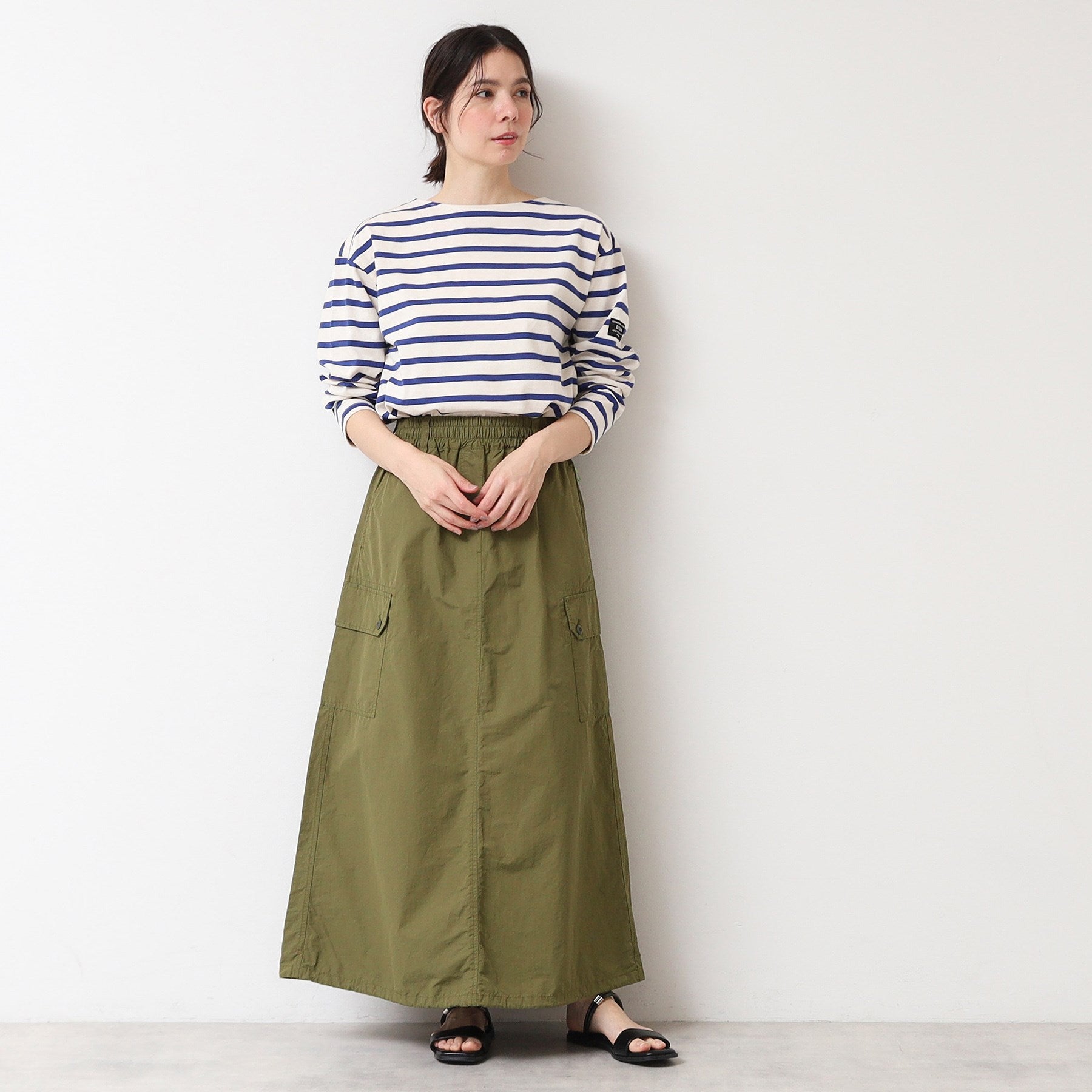 デッサン Dessin スピンドル付ワークスカート