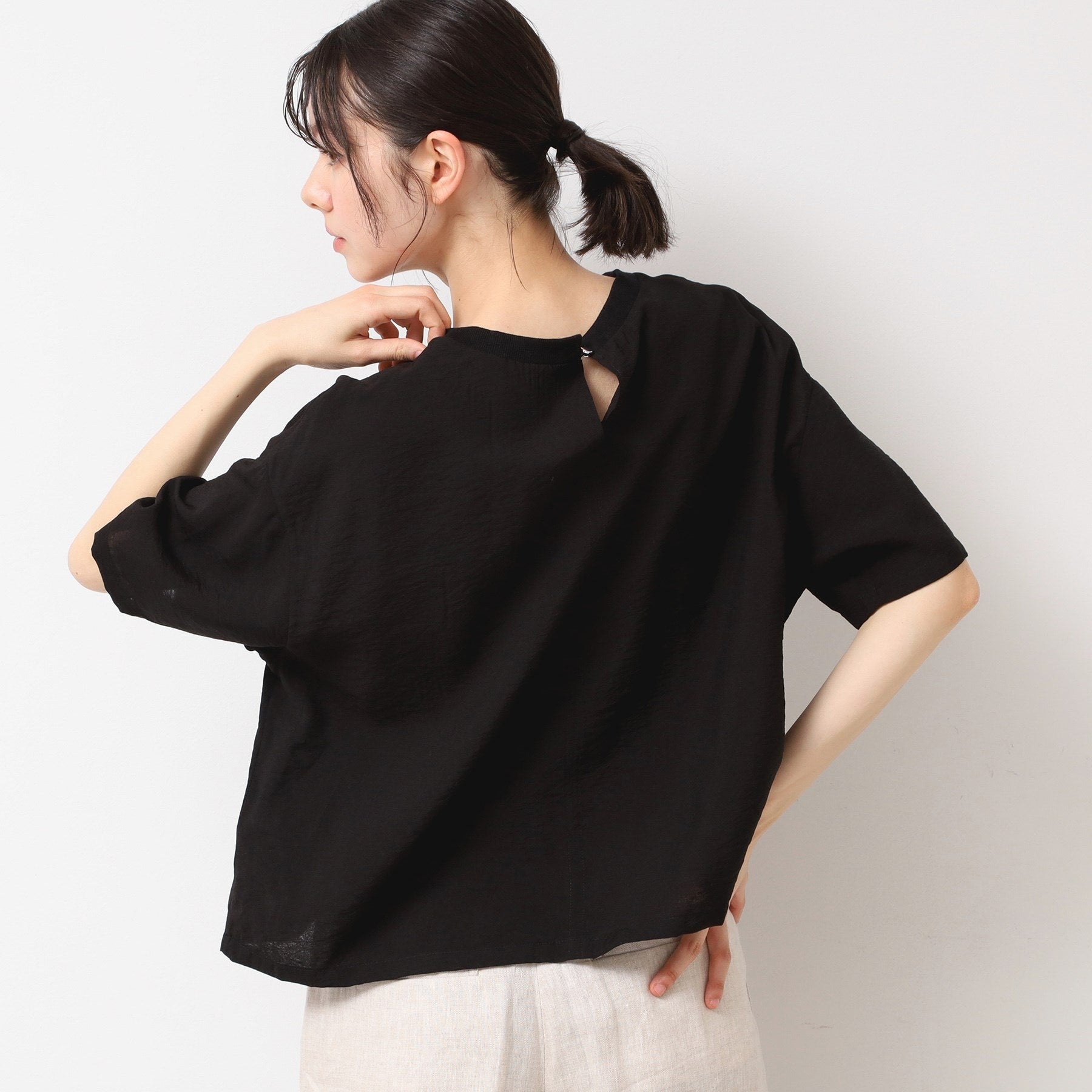 デッサン Dessin ロゴ入りブラウス（XS～L） （ブラウン(043)） ブラウン(043)