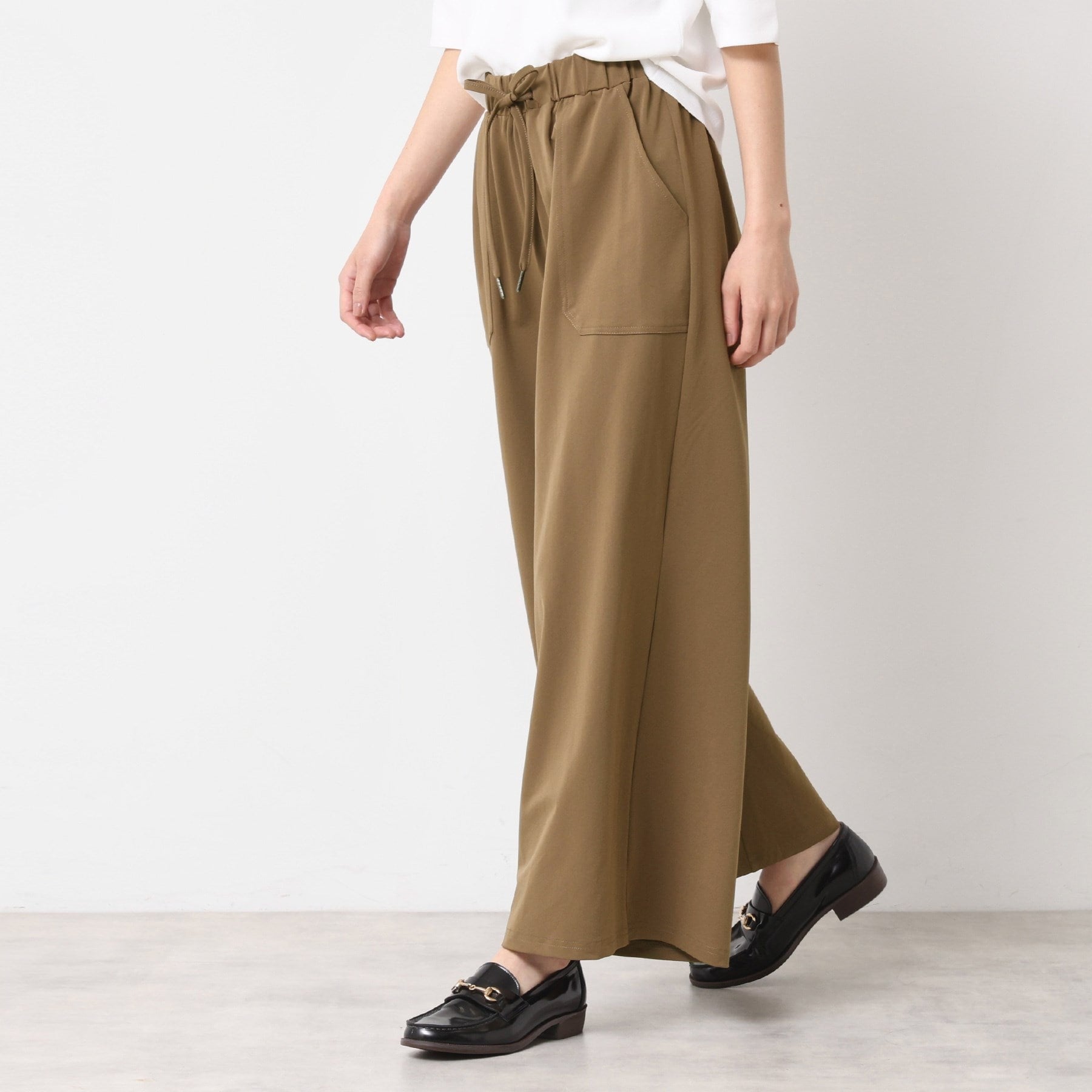 デッサン Dessin ストレッチワイドパンツ （モカブラウン(042)） モカブラウン(042)