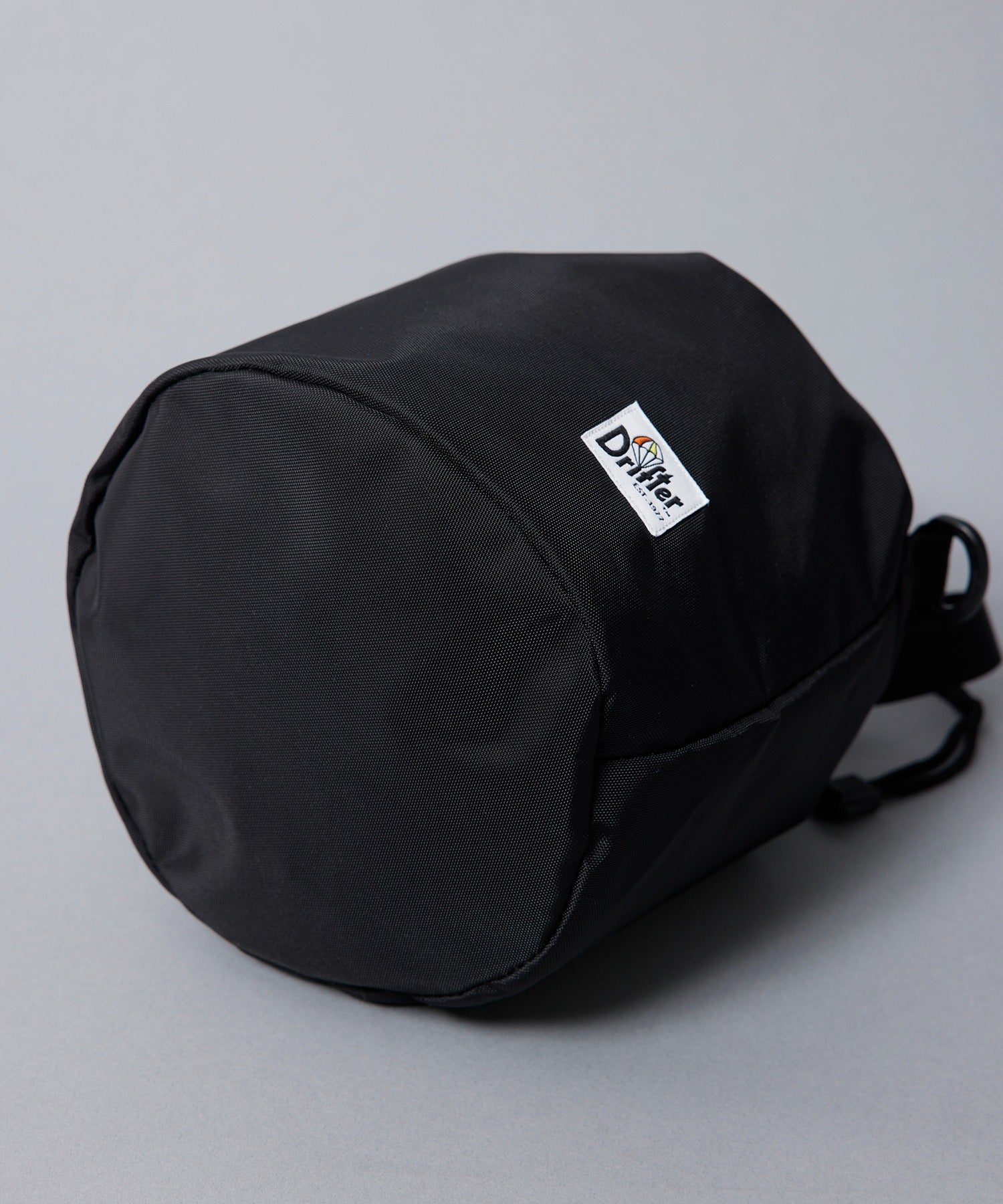 ドリフター Drifter DRAWSTRING POUCH ドリフター円マチドローストリングショルダーバッグ （その他5） その他5