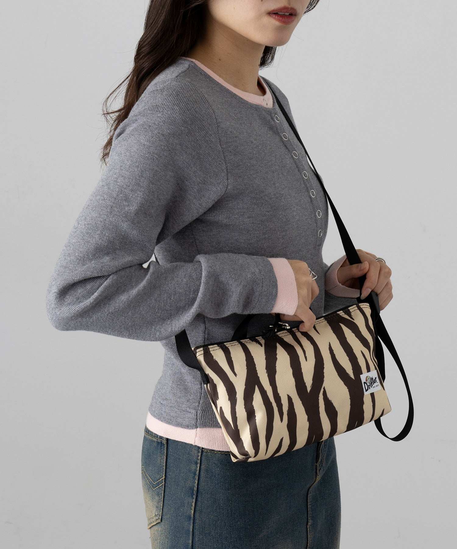 ドリフター Drifter UTILITY PACK ミニ ショルダー＆ ハンドバッグ （マルチ） マルチ