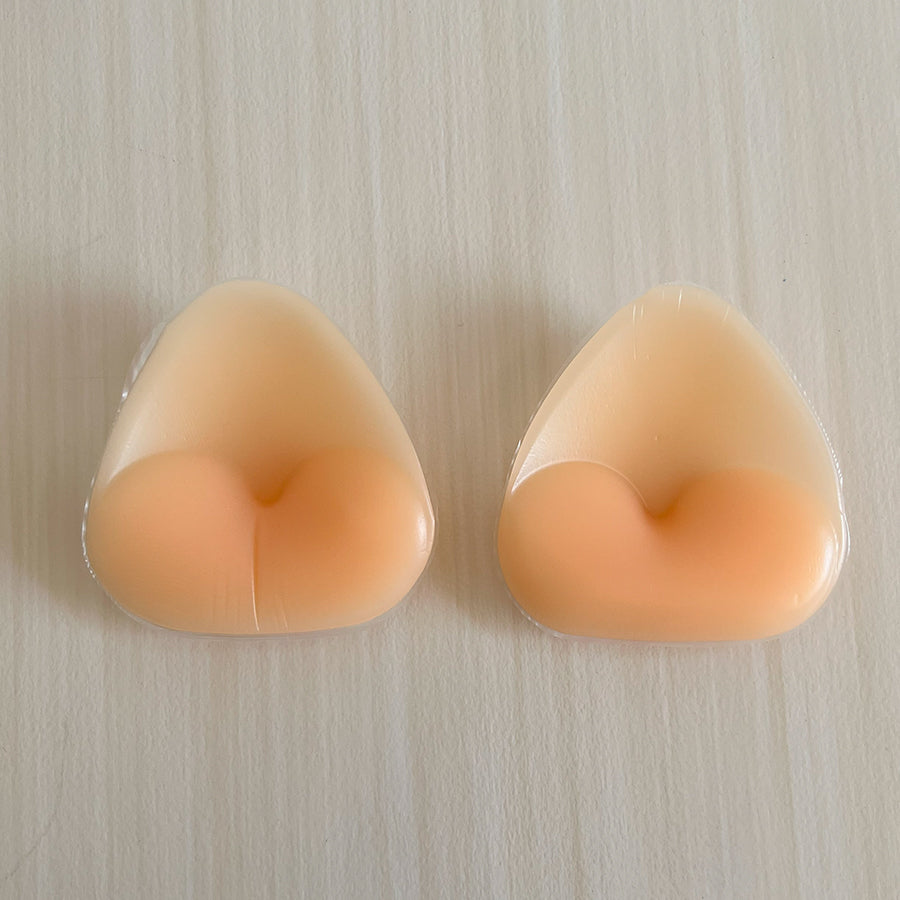 ダイヤモンドハーツ Diamond Hearts 【訳あり新品】【水着に使える】らくらく盛れる三角シリコンパッド 水着やブラジャーに入れるだけ （ベージュ） ベージュ