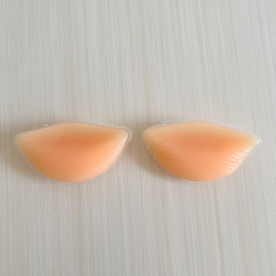 ダイヤモンドハーツ Diamond Hearts 【訳あり新品】【水着に使える】らくらく盛れるリーフ型シリコンパッド 水着やブラジャーに入れるだけ （ベージュ） ベージュ