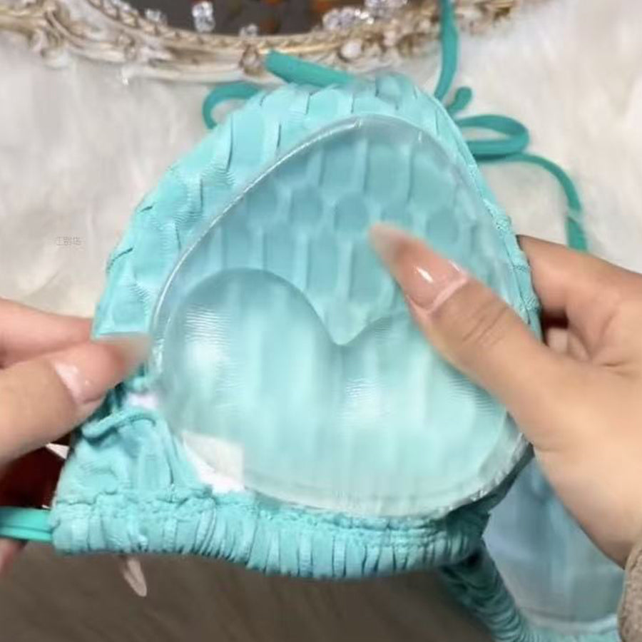 ダイヤモンドハーツ Diamond Hearts 【水着に使える】らくらく盛れる三角クリアタイプシリコンパッド 水着やブラジャーに入れるだけ （クリア） クリア