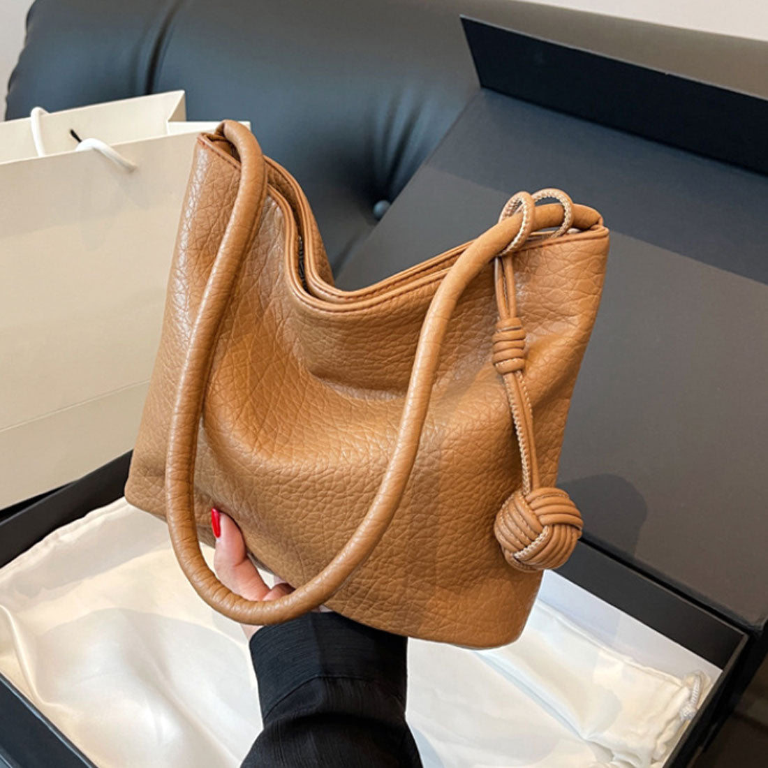 Dewlily Fake Leather Shoulder Bag for Women, Teens, 20s, 30s, Korean Fashion, Casual, Simple, Cute Bag, Outing, Commuting, Black, White