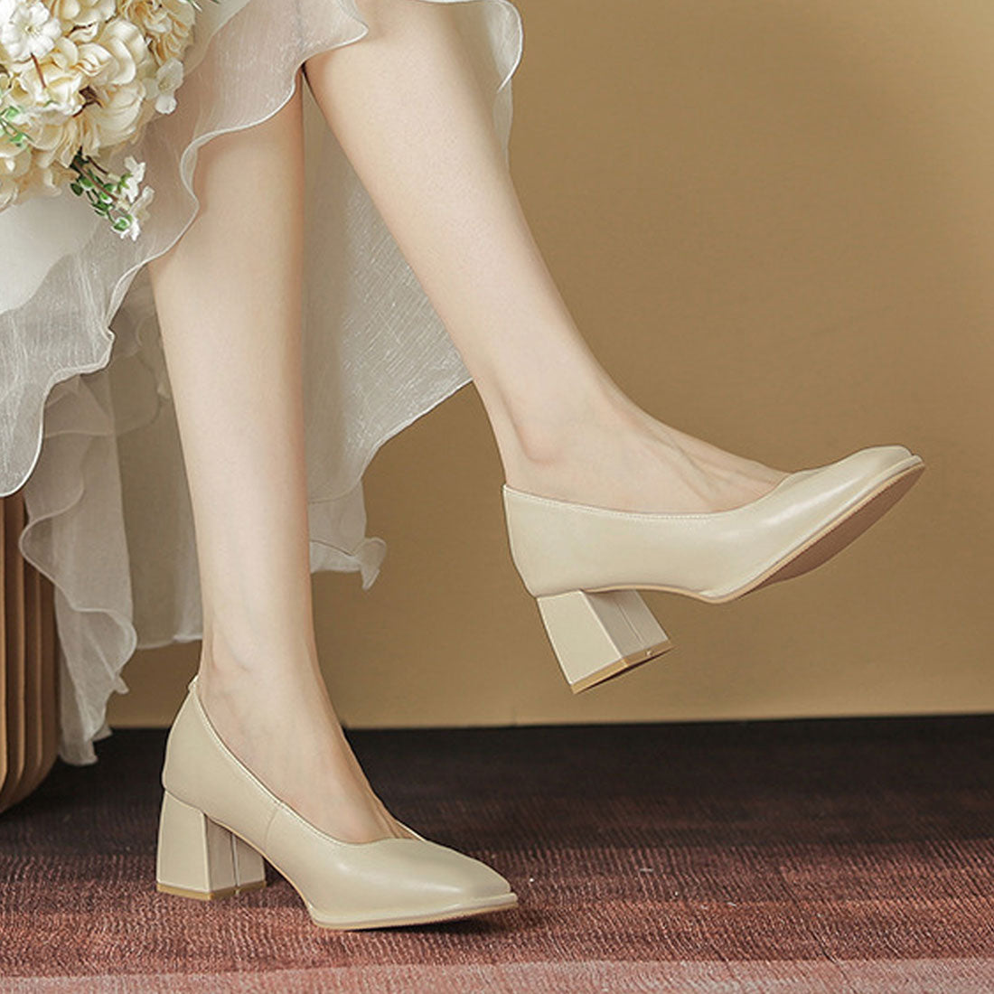 Dewlily Simple Pumps with Heels Korean Fashion for Teens, 20s, and 30s Chunky Heels Easy to Walk in Memory Foam Insoles Comfortable to Wear Great for Work and Job Hunting